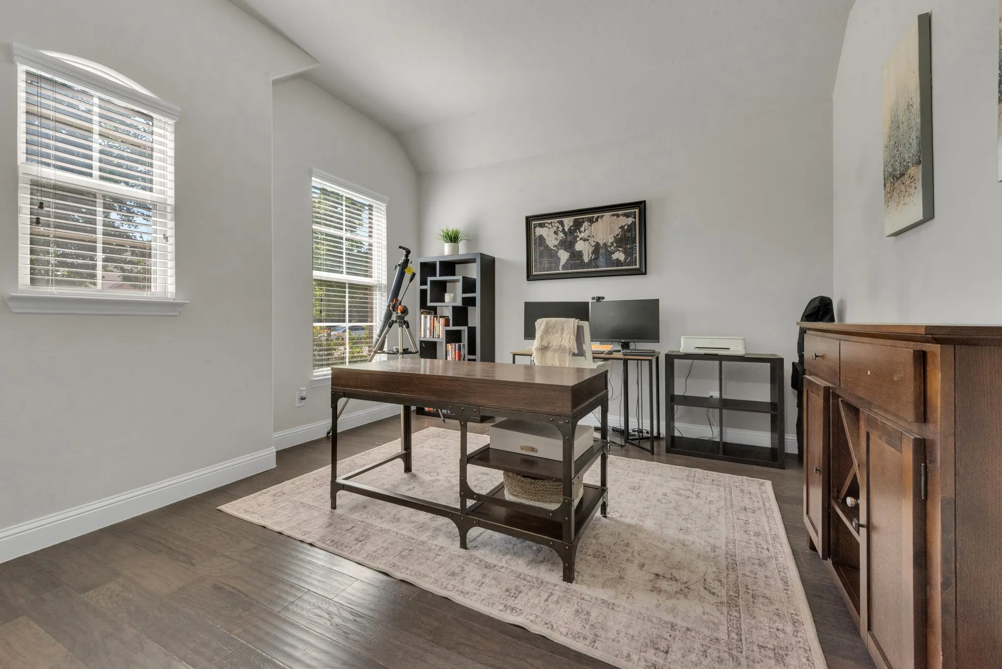 Single Family Residence For Sale in Collin County , 7504 Guadalupe Way, Mc Kinney, Texas 75071, 3 Bedroom, 2 Bathroom, 2 Garage spaces, 1,879 Sqft, built in 2016, mls#21390923, Real Estate Agent in Mc Kinney, Homes For Sale in Collin county, Homes For Sale in Mc Kinney, Realtor in Mc Kinney Texas, Real Estate Brokerage Independent Realty Texas, Luminita Cordes Realtor