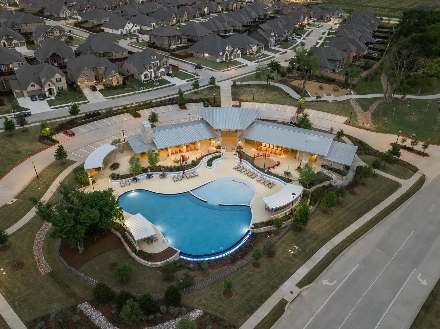 Single Family Residence For Sale in Collin County , 7504 Guadalupe Way, Mc Kinney, Texas 75071, 3 Bedroom, 2 Bathroom, 2 Garage spaces, 1,879 Sqft, built in 2016, mls#21390923, Real Estate Agent in Mc Kinney, Homes For Sale in Collin county, Homes For Sale in Mc Kinney, Realtor in Mc Kinney Texas, Real Estate Brokerage Independent Realty Texas, Luminita Cordes Realtor