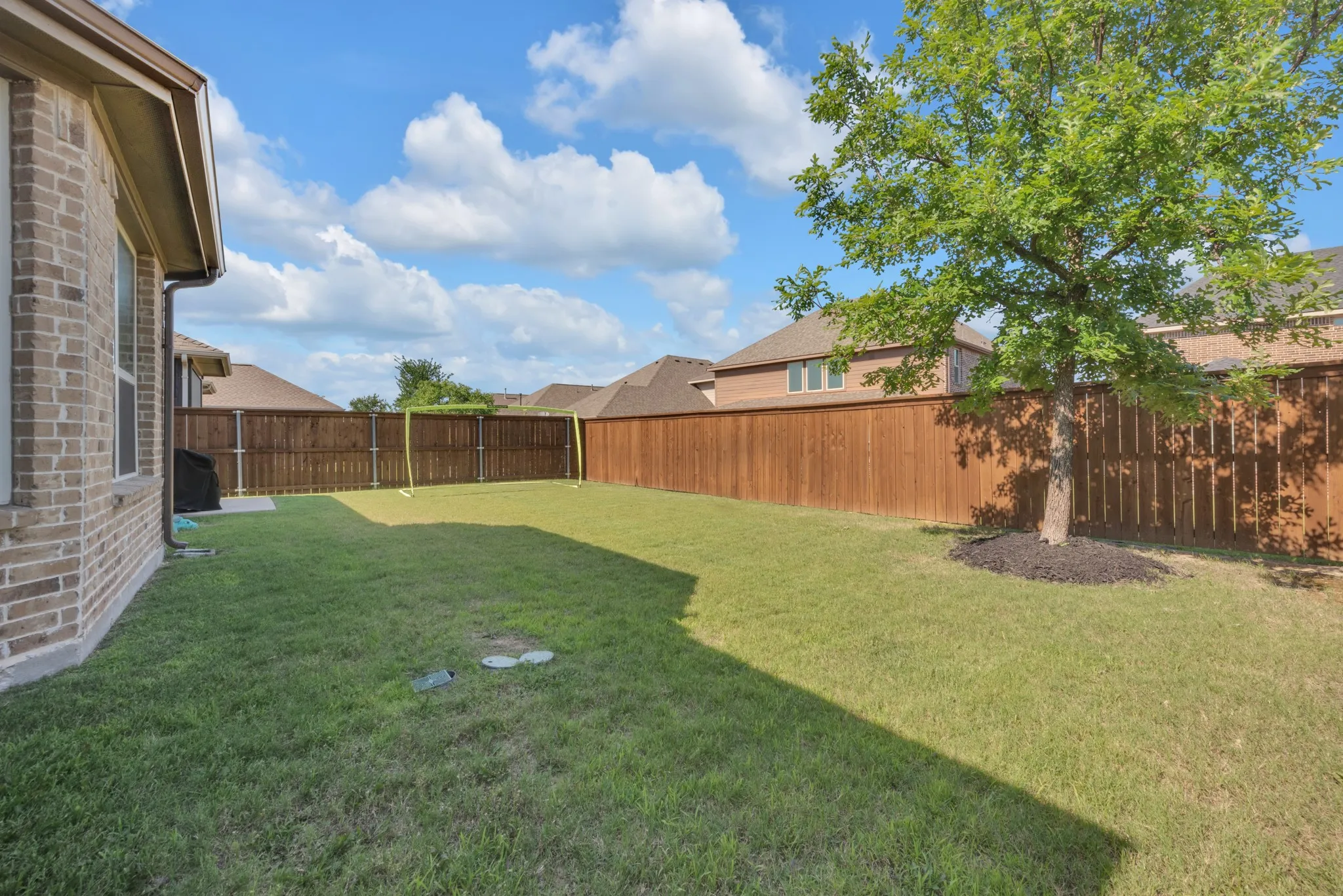 Single Family Residence For Sale in Collin County , 7504 Guadalupe Way, Mc Kinney, Texas 75071, 3 Bedroom, 2 Bathroom, 2 Garage spaces, 1,879 Sqft, built in 2016, mls#21390923, Real Estate Agent in Mc Kinney, Homes For Sale in Collin county, Homes For Sale in Mc Kinney, Realtor in Mc Kinney Texas, Real Estate Brokerage Independent Realty Texas, Luminita Cordes Realtor