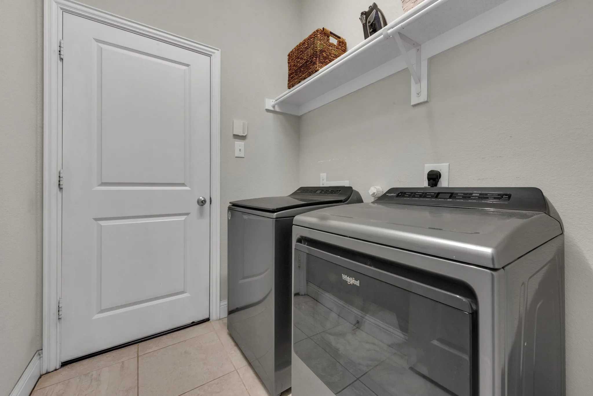Single Family Residence For Sale in Collin County , 7504 Guadalupe Way, Mc Kinney, Texas 75071, 3 Bedroom, 2 Bathroom, 2 Garage spaces, 1,879 Sqft, built in 2016, mls#21390923, Real Estate Agent in Mc Kinney, Homes For Sale in Collin county, Homes For Sale in Mc Kinney, Realtor in Mc Kinney Texas, Real Estate Brokerage Independent Realty Texas, Luminita Cordes Realtor
