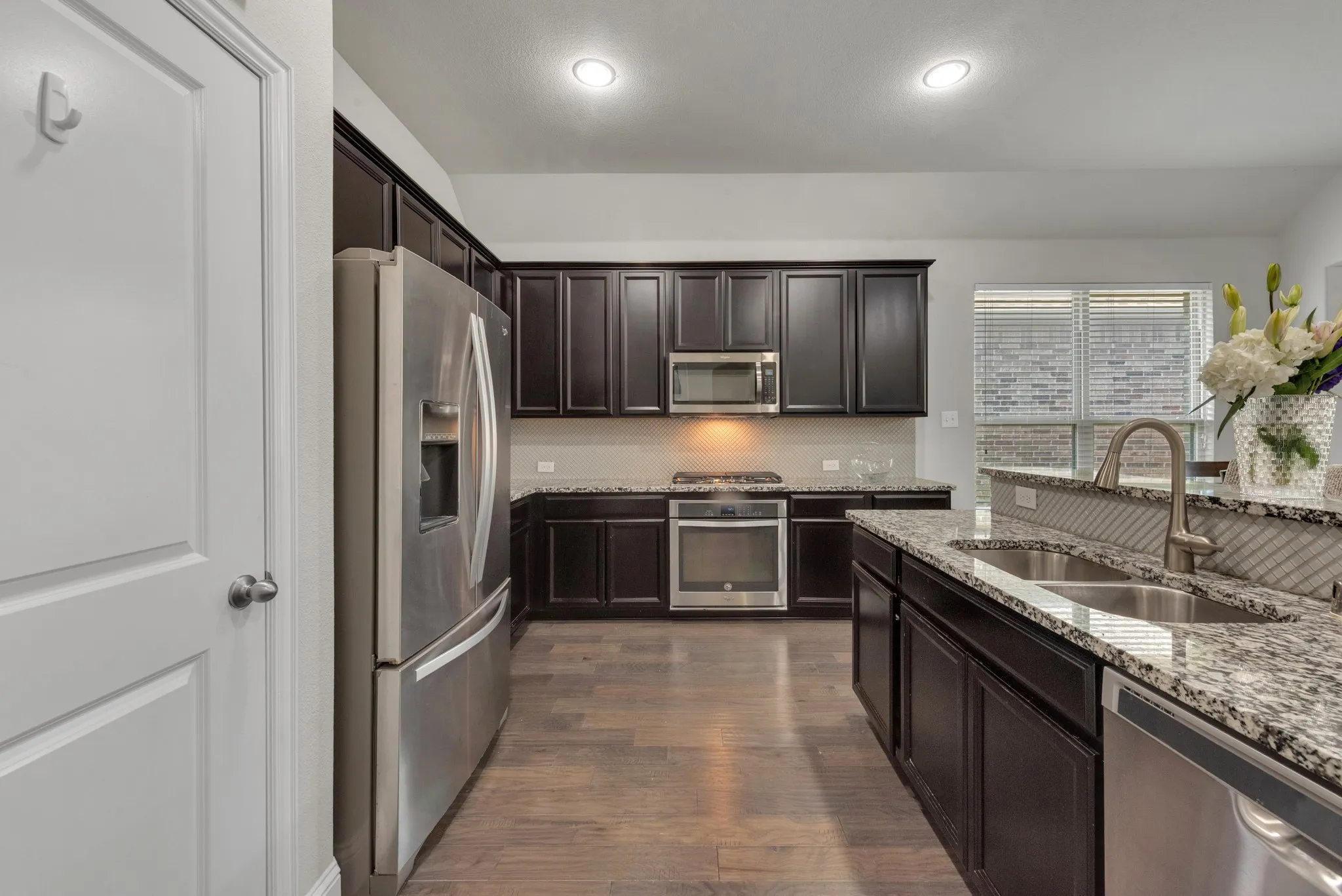 Single Family Residence For Sale in Collin County , 7504 Guadalupe Way, Mc Kinney, Texas 75071, 3 Bedroom, 2 Bathroom, 2 Garage spaces, 1,879 Sqft, built in 2016, mls#21390923, Real Estate Agent in Mc Kinney, Homes For Sale in Collin county, Homes For Sale in Mc Kinney, Realtor in Mc Kinney Texas, Real Estate Brokerage Independent Realty Texas, Luminita Cordes Realtor