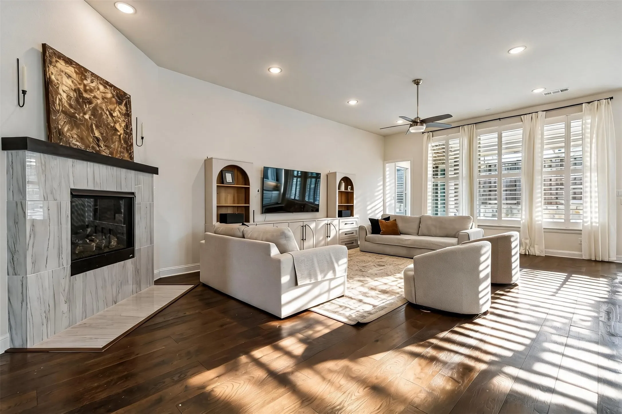 Single Family Residence For Sale in Denton County , 4211 Dewberry Lane, Prosper, Texas 75078, 3 Bedroom, 3 Bathroom, 2 Garage spaces, 2,829 Sqft, built in 2018, mls#21390284, Real Estate Agent in Prosper, Homes For Sale in Denton county, Homes For Sale in Prosper, Realtor in Prosper Texas, Real Estate Brokerage Independent Realty Texas, Luminita Cordes Realtor