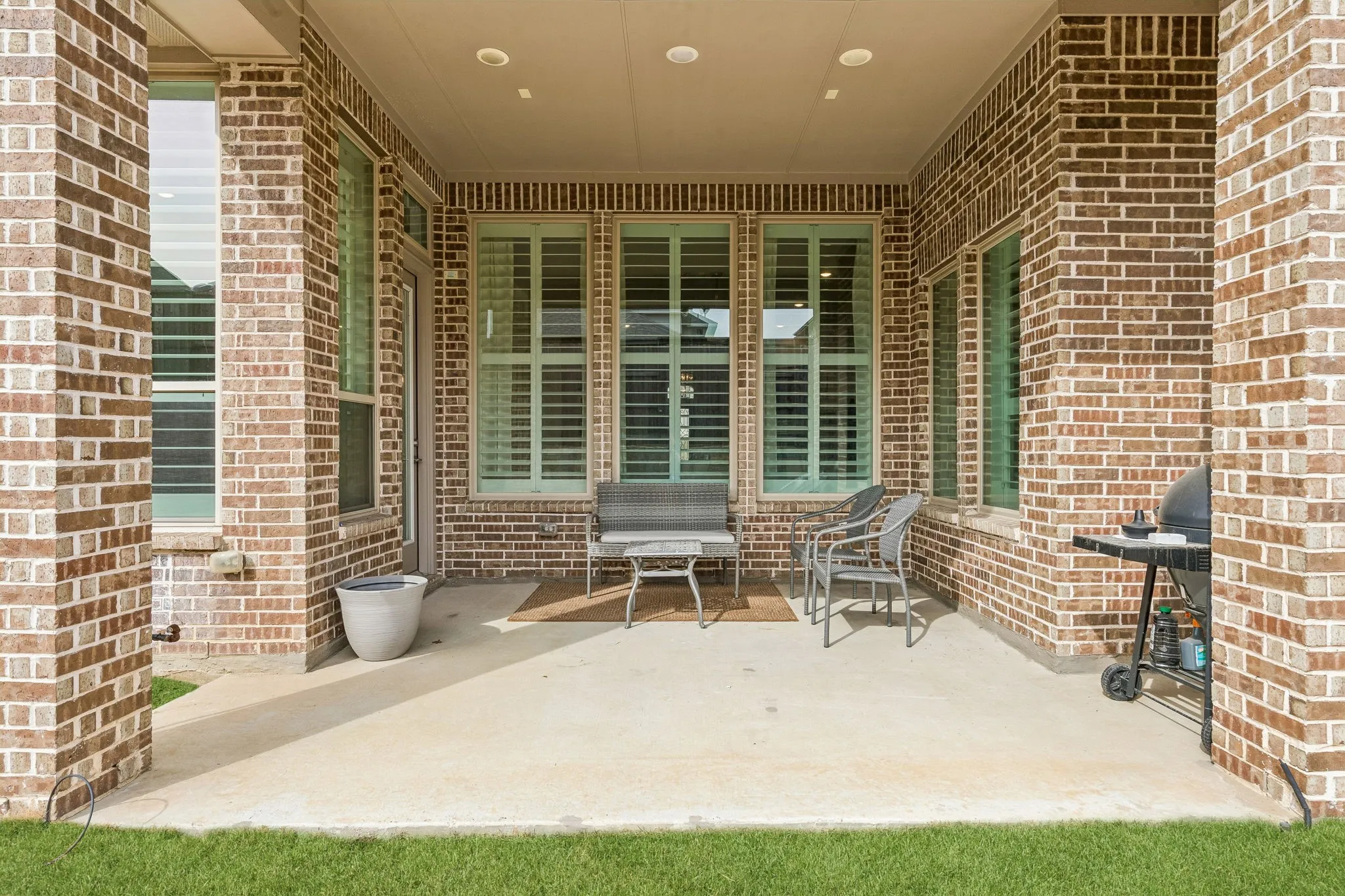 Single Family Residence For Sale in Denton County , 4211 Dewberry Lane, Prosper, Texas 75078, 3 Bedroom, 3 Bathroom, 2 Garage spaces, 2,829 Sqft, built in 2018, mls#21390284, Real Estate Agent in Prosper, Homes For Sale in Denton county, Homes For Sale in Prosper, Realtor in Prosper Texas, Real Estate Brokerage Independent Realty Texas, Luminita Cordes Realtor