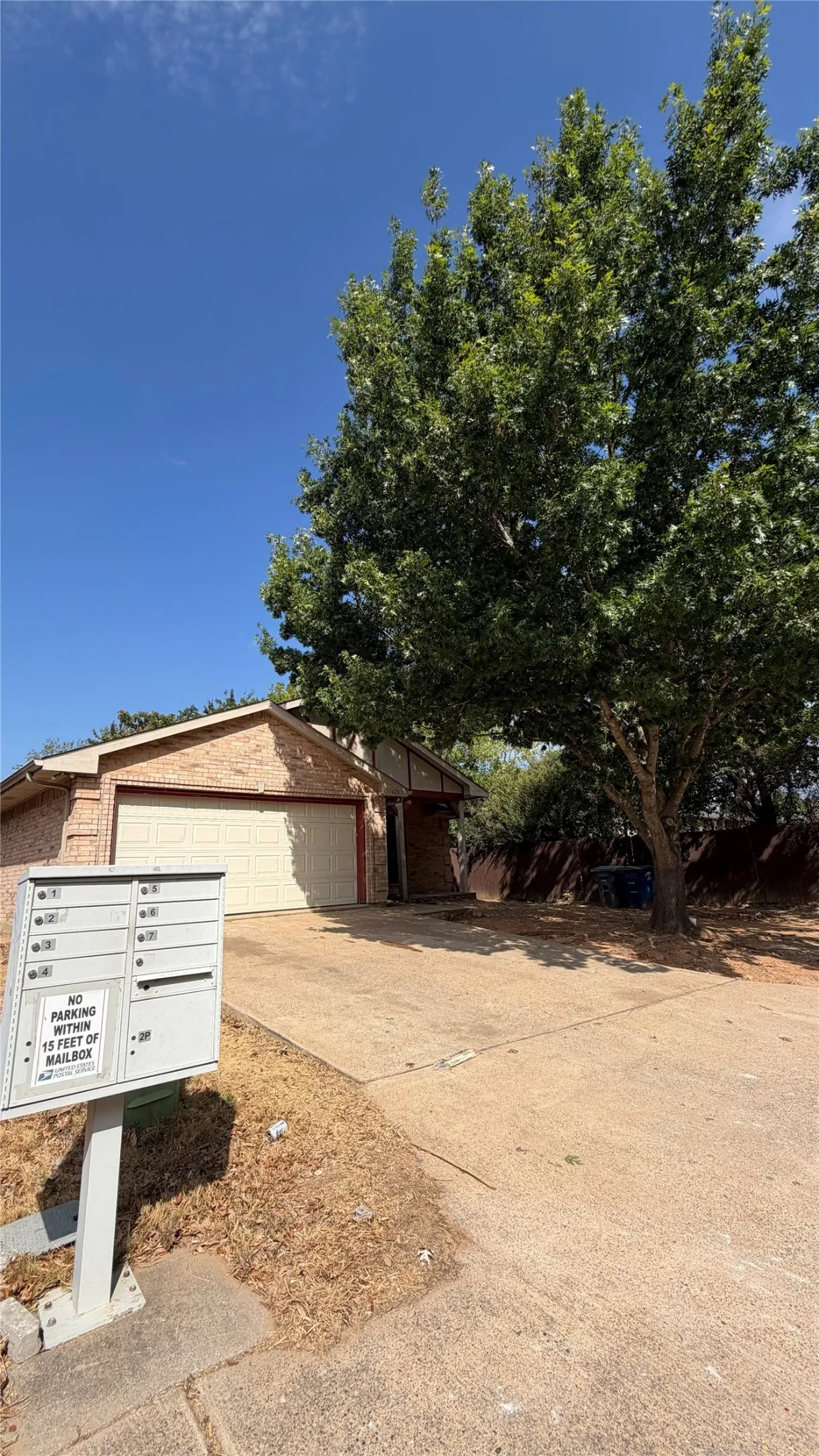 Single Family Residence For Sale in Dallas County , 623 Moss Rose Court, Dallas, Texas 75217, 3 Bedroom, 2 Bathroom, 2 Garage spaces, 1,524 Sqft, built in 2005, mls#21390616, Real Estate Agent in Dallas, Homes For Sale in Dallas county, Homes For Sale in Dallas, Realtor in Dallas Texas, Real Estate Brokerage Independent Realty Texas, Luminita Cordes Realtor