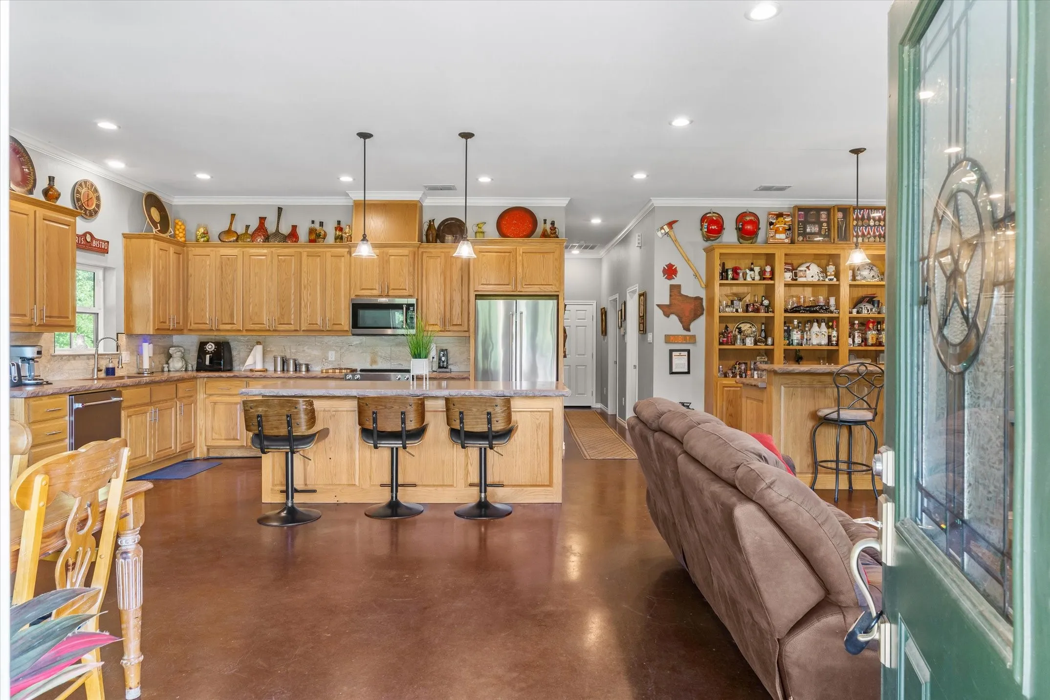 Hello, welcome to a true barndominium!