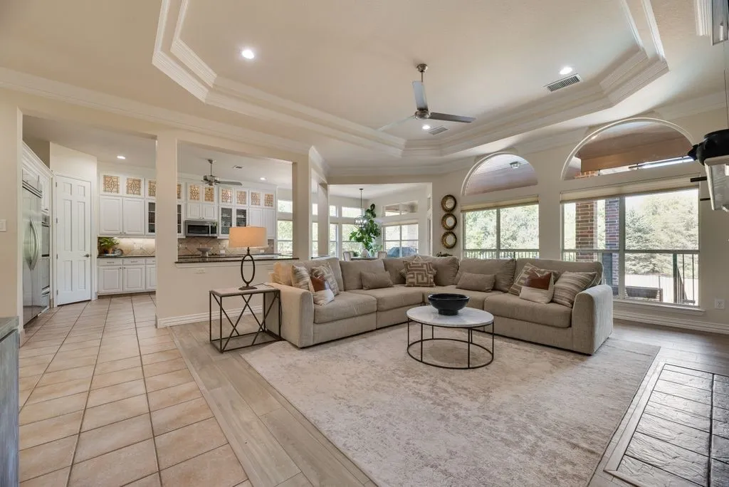Single Family Residence For Sale in Collin County , 4129 Glenbrook Drive, Richardson, Texas 75082, 4 Bedroom, 4 Bathroom, 3 Garage spaces, 4,677 Sqft, built in 2001, mls#21368014, Real Estate Agent in Richardson, Homes For Sale in Collin county, Homes For Sale in Richardson, Realtor in Richardson Texas, Real Estate Brokerage Independent Realty Texas, Luminita Cordes Realtor