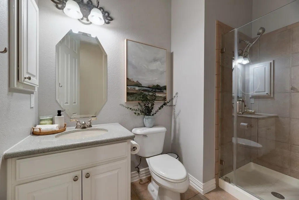 Single Family Residence For Sale in Collin County , 4129 Glenbrook Drive, Richardson, Texas 75082, 4 Bedroom, 4 Bathroom, 3 Garage spaces, 4,677 Sqft, built in 2001, mls#21368014, Real Estate Agent in Richardson, Homes For Sale in Collin county, Homes For Sale in Richardson, Realtor in Richardson Texas, Real Estate Brokerage Independent Realty Texas, Luminita Cordes Realtor