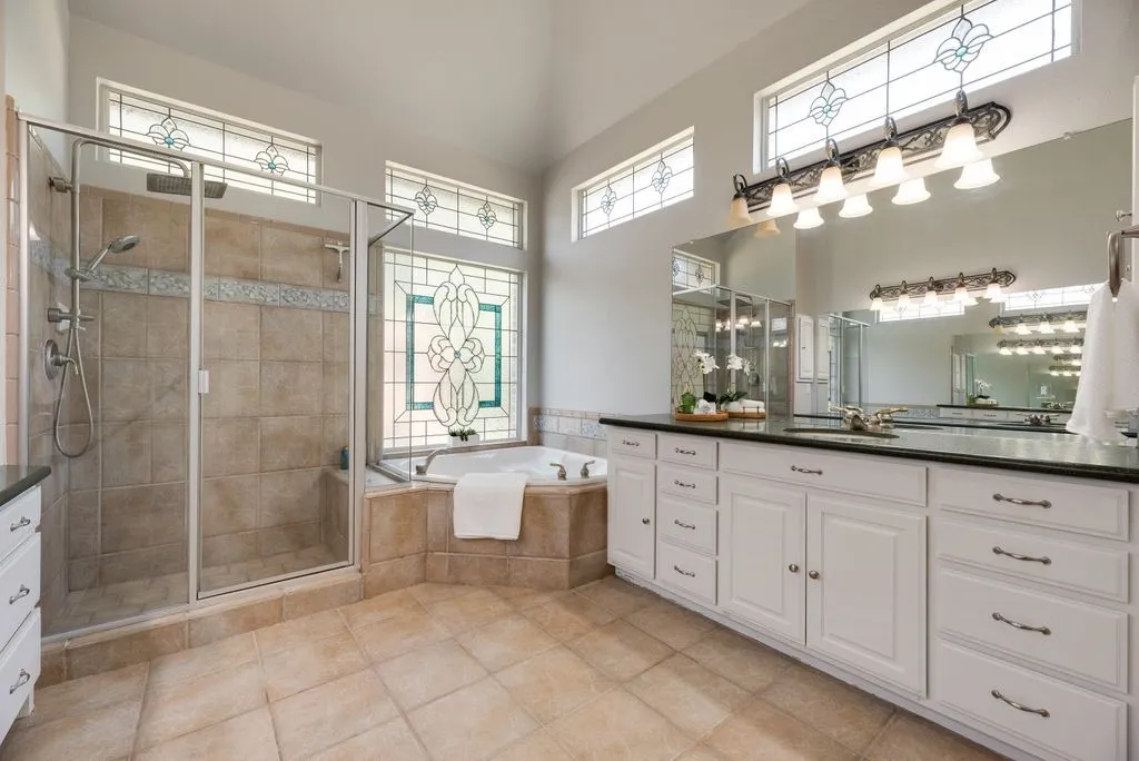 Single Family Residence For Sale in Collin County , 4129 Glenbrook Drive, Richardson, Texas 75082, 4 Bedroom, 4 Bathroom, 3 Garage spaces, 4,677 Sqft, built in 2001, mls#21368014, Real Estate Agent in Richardson, Homes For Sale in Collin county, Homes For Sale in Richardson, Realtor in Richardson Texas, Real Estate Brokerage Independent Realty Texas, Luminita Cordes Realtor