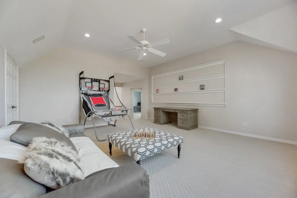 Single Family Residence For Sale in Collin County , 4129 Glenbrook Drive, Richardson, Texas 75082, 4 Bedroom, 4 Bathroom, 3 Garage spaces, 4,677 Sqft, built in 2001, mls#21368014, Real Estate Agent in Richardson, Homes For Sale in Collin county, Homes For Sale in Richardson, Realtor in Richardson Texas, Real Estate Brokerage Independent Realty Texas, Luminita Cordes Realtor