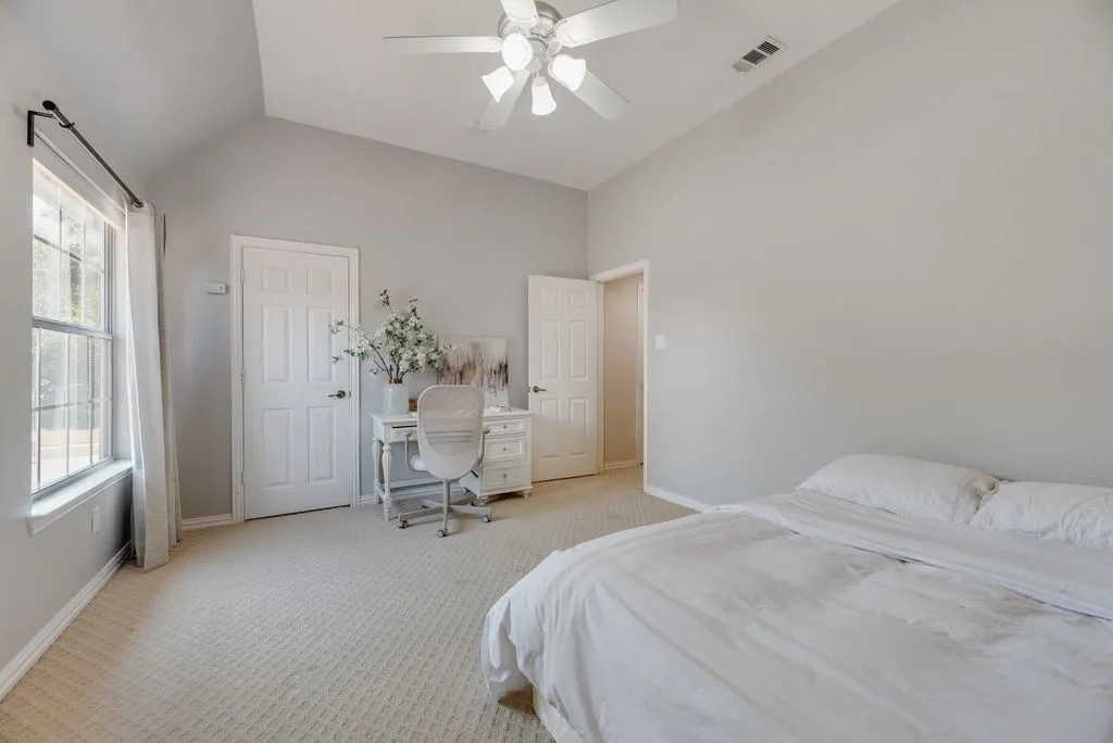Single Family Residence For Sale in Collin County , 4129 Glenbrook Drive, Richardson, Texas 75082, 4 Bedroom, 4 Bathroom, 3 Garage spaces, 4,677 Sqft, built in 2001, mls#21368014, Real Estate Agent in Richardson, Homes For Sale in Collin county, Homes For Sale in Richardson, Realtor in Richardson Texas, Real Estate Brokerage Independent Realty Texas, Luminita Cordes Realtor