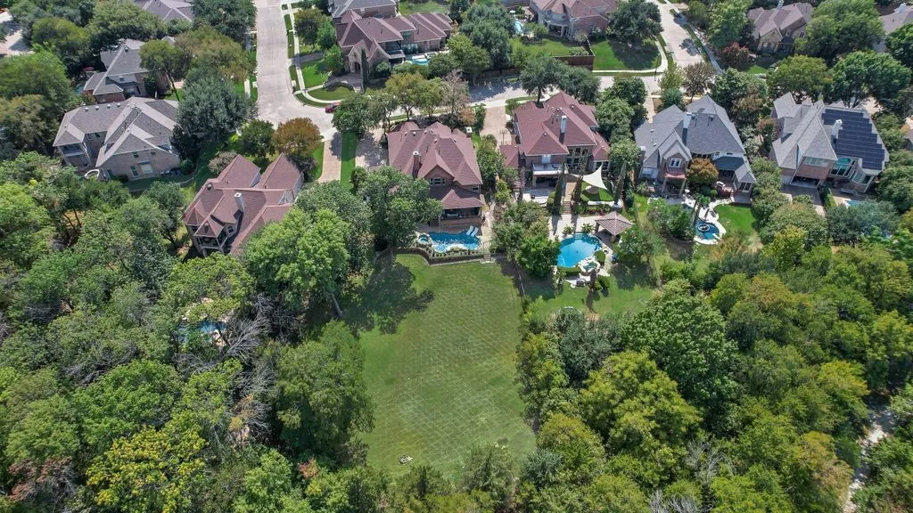 Single Family Residence For Sale in Collin County , 4129 Glenbrook Drive, Richardson, Texas 75082, 4 Bedroom, 4 Bathroom, 3 Garage spaces, 4,677 Sqft, built in 2001, mls#21368014, Real Estate Agent in Richardson, Homes For Sale in Collin county, Homes For Sale in Richardson, Realtor in Richardson Texas, Real Estate Brokerage Independent Realty Texas, Luminita Cordes Realtor