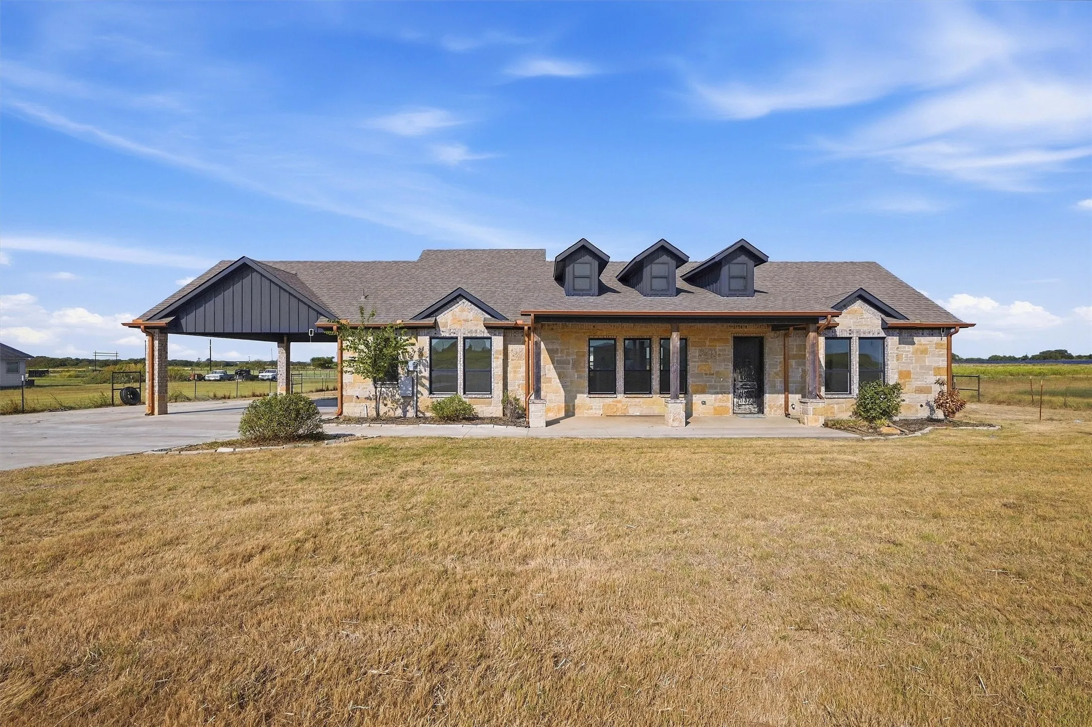 Single Family Residence For Sale
