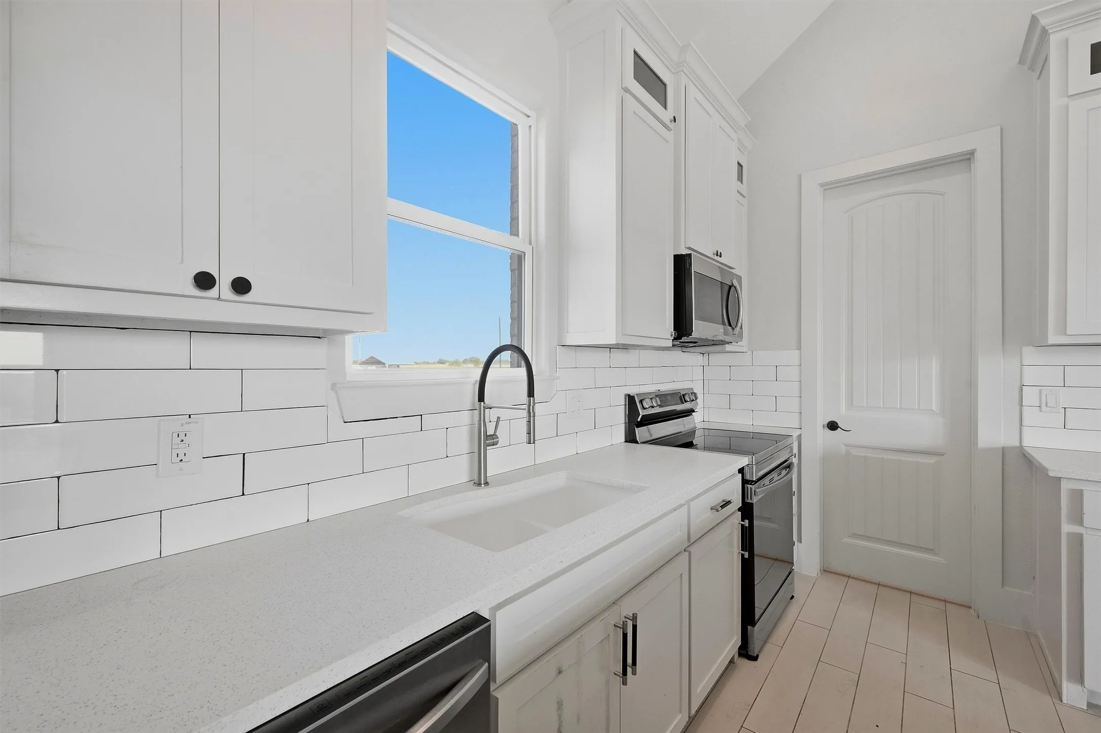 Single Family Residence For Sale in Grayson County , 4009 FM 901, Whitesboro, Texas 76273, 4 Bedroom, 2 Bathroom, Garage spaces, 2,007 Sqft, built in 2022, mls#21387663, Real Estate Agent in Whitesboro, Homes For Sale in Grayson county, Homes For Sale in Whitesboro, Realtor in Whitesboro Texas, Real Estate Brokerage Independent Realty Texas, Luminita Cordes Realtor
