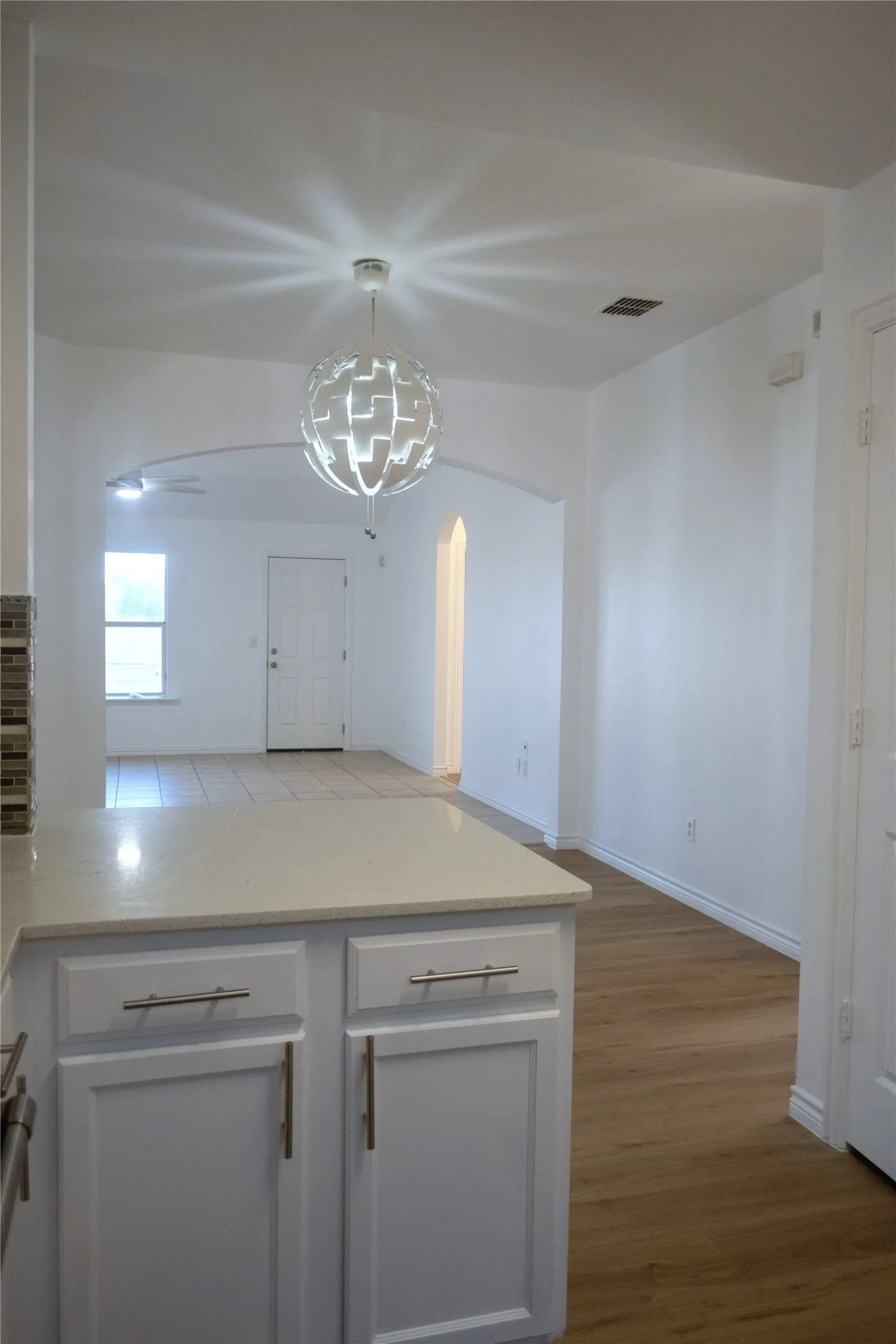 Single Family Residence For Sale in Dallas County , 8626 Cedar Post Court, Dallas, Texas 75227, 4 Bedroom, 2 Bathroom, 2 Garage spaces, 1,641 Sqft, built in 2010, mls#21390933, Real Estate Agent in Dallas, Homes For Sale in Dallas county, Homes For Sale in Dallas, Realtor in Dallas Texas, Real Estate Brokerage Independent Realty Texas, Luminita Cordes Realtor