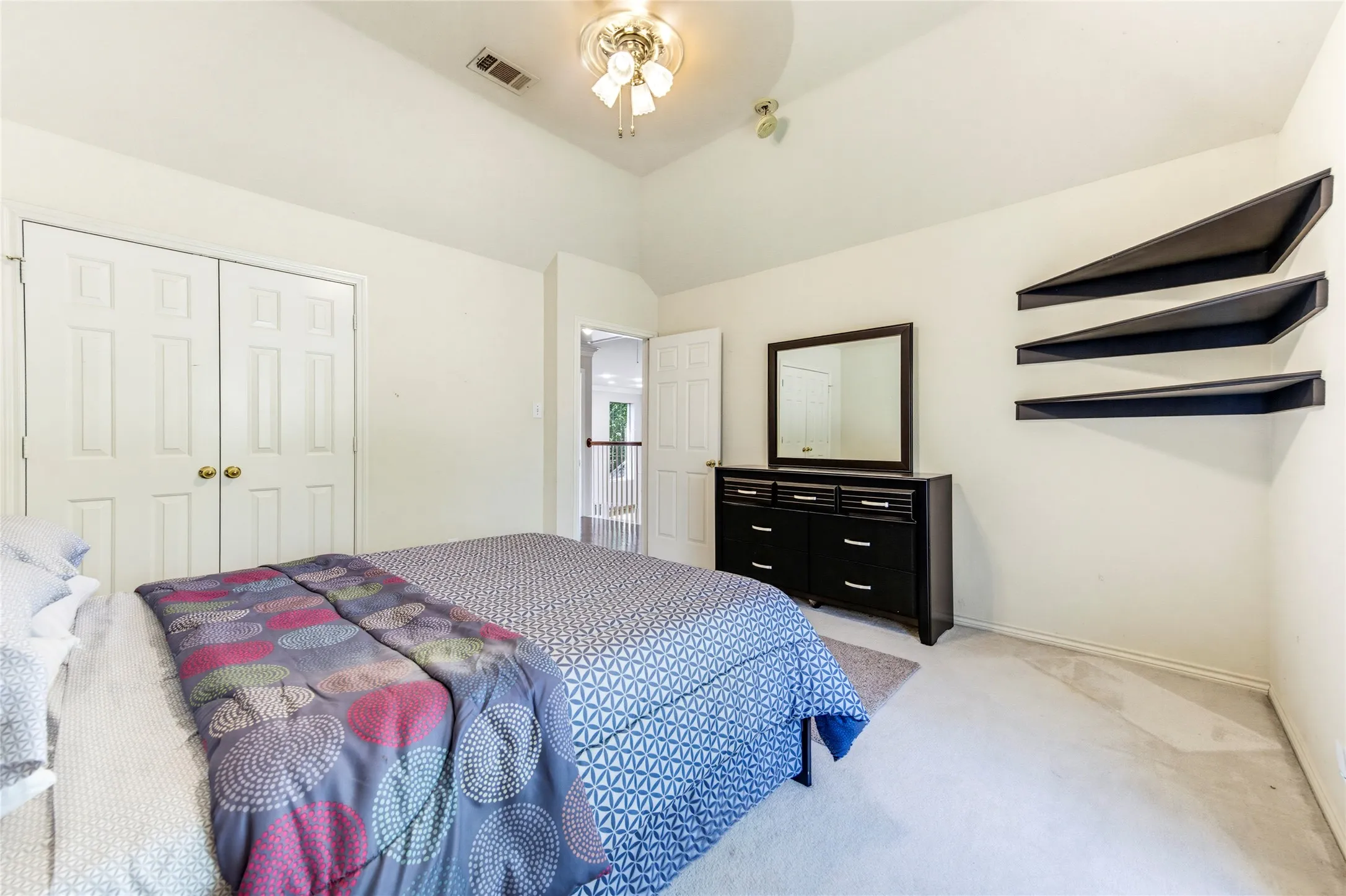 This bedroom faces the front of the home.....