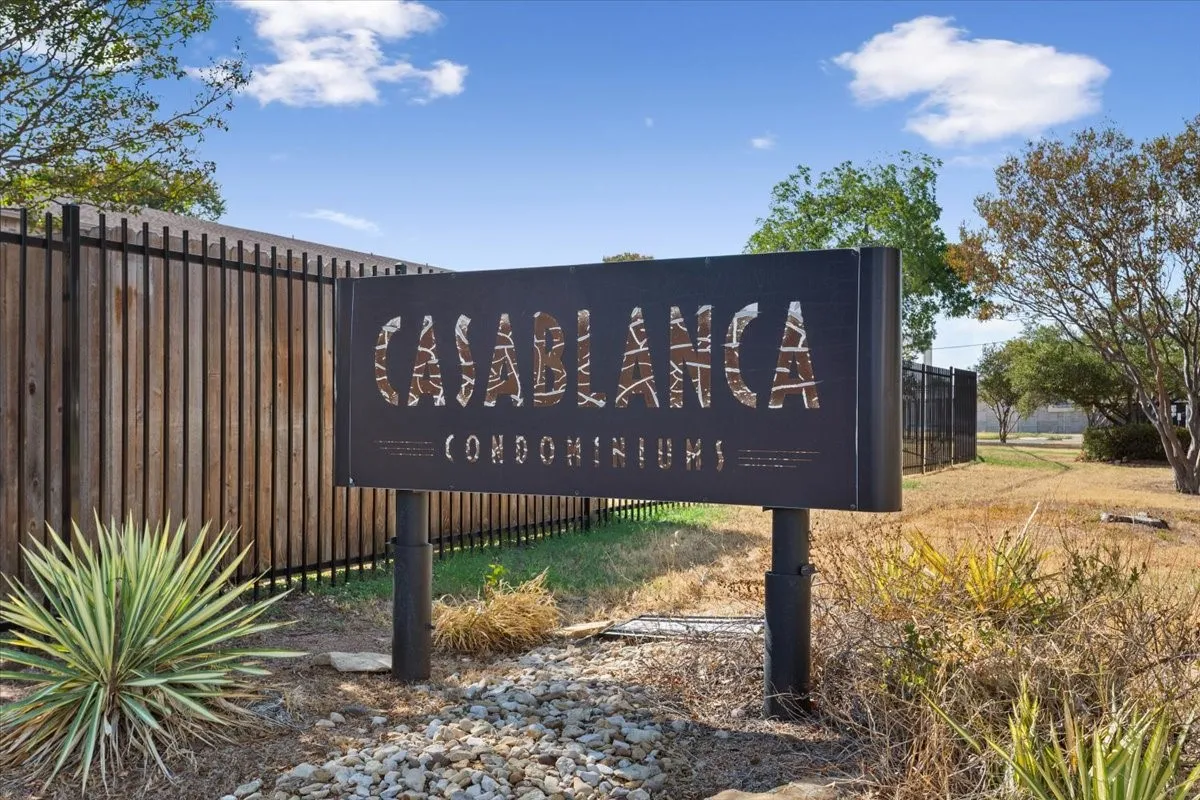 Condominium For Sale in Mc Lennan County , 1214 Baylor Avenue 202, Waco, Texas 76706, 2 Bedroom, 2 Bathroom, Garage spaces, 832 Sqft, built in 1983, mls#21390270, Real Estate Agent in Waco, Homes For Sale in Mc Lennan county, Homes For Sale in Waco, Realtor in Waco Texas, Real Estate Brokerage Independent Realty Texas, Luminita Cordes Realtor