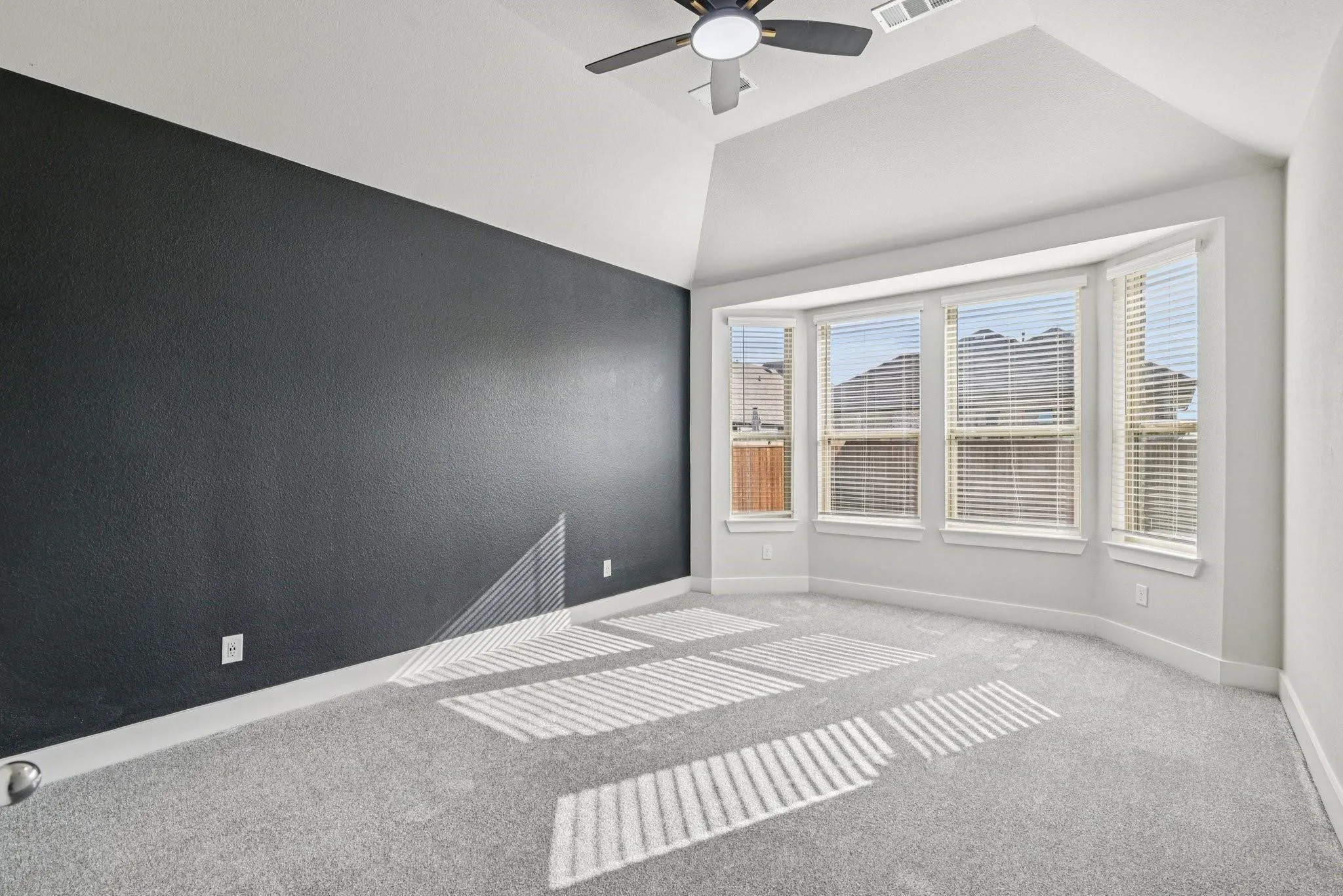 Single Family Residence For Sale in Denton County , 1920 Dappled Grey Avenue, Aubrey, Texas 76227, 5 Bedroom, 3 Bathroom, 2 Garage spaces, 2,648 Sqft, built in 2023, mls#21390904, Real Estate Agent in Aubrey, Homes For Sale in Denton county, Homes For Sale in Aubrey, Realtor in Aubrey Texas, Real Estate Brokerage Independent Realty Texas, Luminita Cordes Realtor