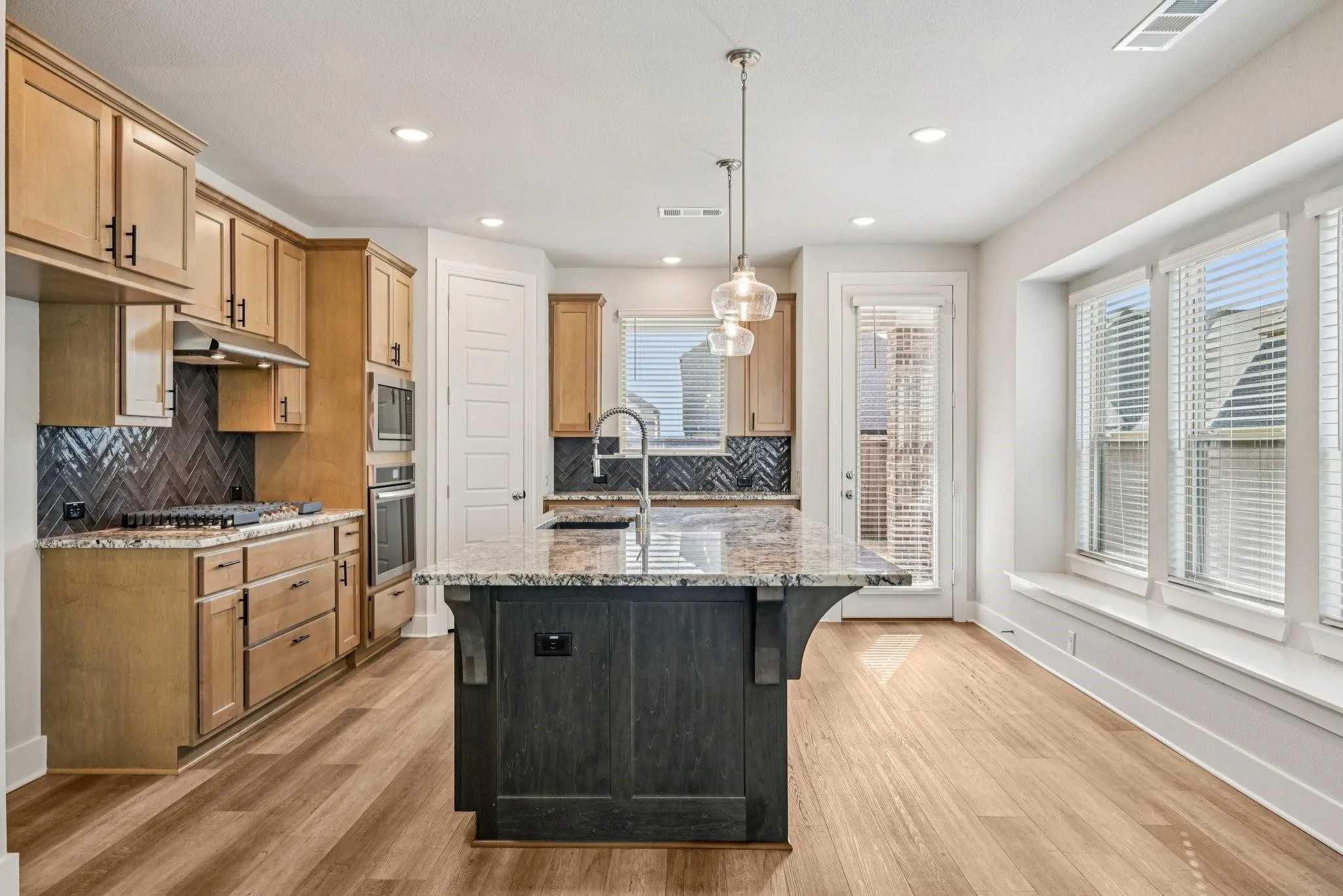 Single Family Residence For Sale in Denton County , 1920 Dappled Grey Avenue, Aubrey, Texas 76227, 5 Bedroom, 3 Bathroom, 2 Garage spaces, 2,648 Sqft, built in 2023, mls#21390904, Real Estate Agent in Aubrey, Homes For Sale in Denton county, Homes For Sale in Aubrey, Realtor in Aubrey Texas, Real Estate Brokerage Independent Realty Texas, Luminita Cordes Realtor