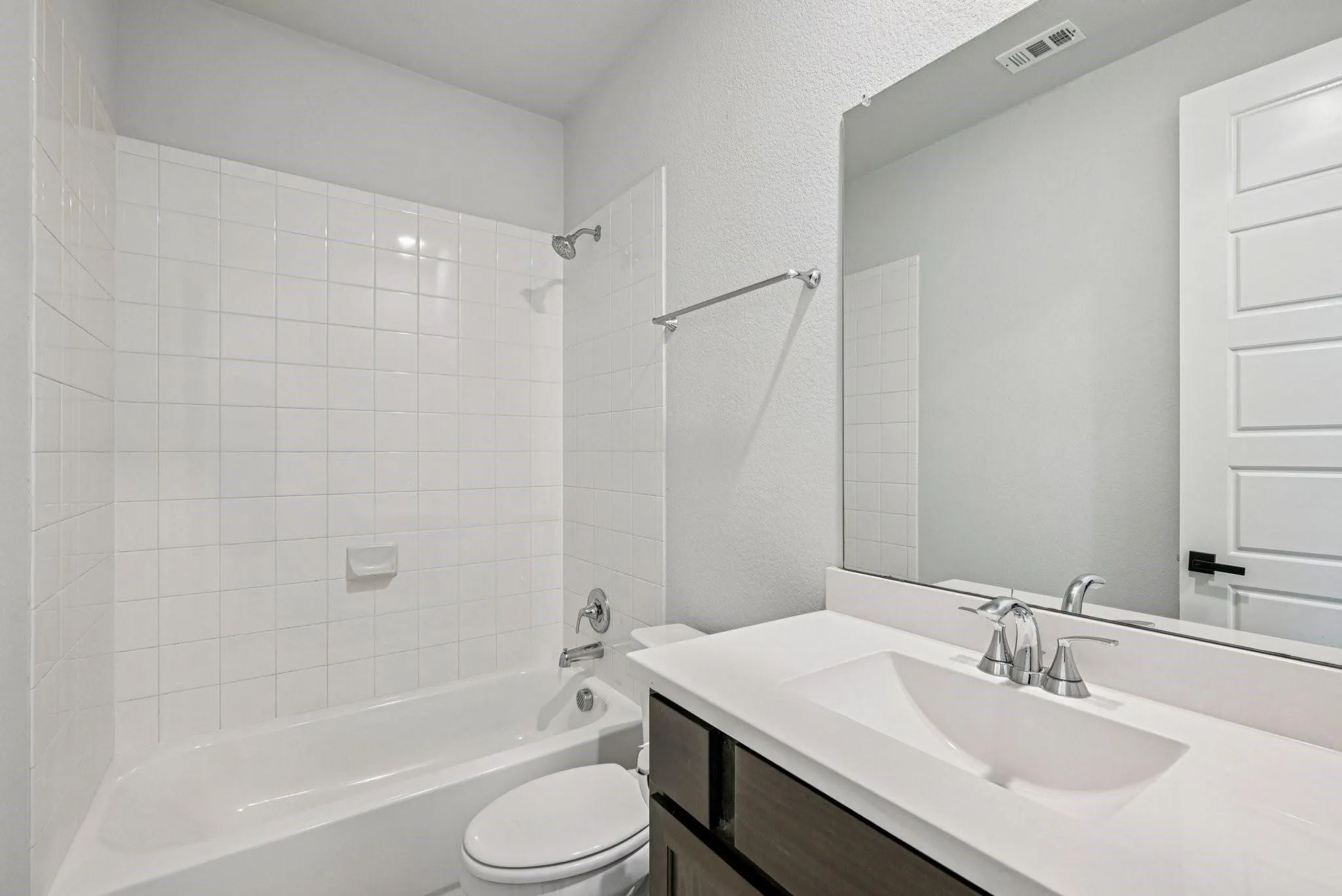 Single Family Residence For Sale in Denton County , 1920 Dappled Grey Avenue, Aubrey, Texas 76227, 5 Bedroom, 3 Bathroom, 2 Garage spaces, 2,648 Sqft, built in 2023, mls#21390904, Real Estate Agent in Aubrey, Homes For Sale in Denton county, Homes For Sale in Aubrey, Realtor in Aubrey Texas, Real Estate Brokerage Independent Realty Texas, Luminita Cordes Realtor