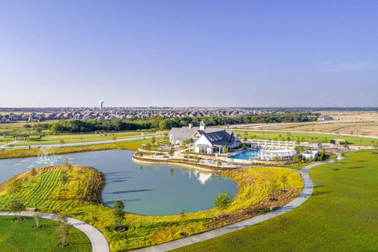 Single Family Residence For Sale in Denton County , 1920 Dappled Grey Avenue, Aubrey, Texas 76227, 5 Bedroom, 3 Bathroom, 2 Garage spaces, 2,648 Sqft, built in 2023, mls#21390904, Real Estate Agent in Aubrey, Homes For Sale in Denton county, Homes For Sale in Aubrey, Realtor in Aubrey Texas, Real Estate Brokerage Independent Realty Texas, Luminita Cordes Realtor