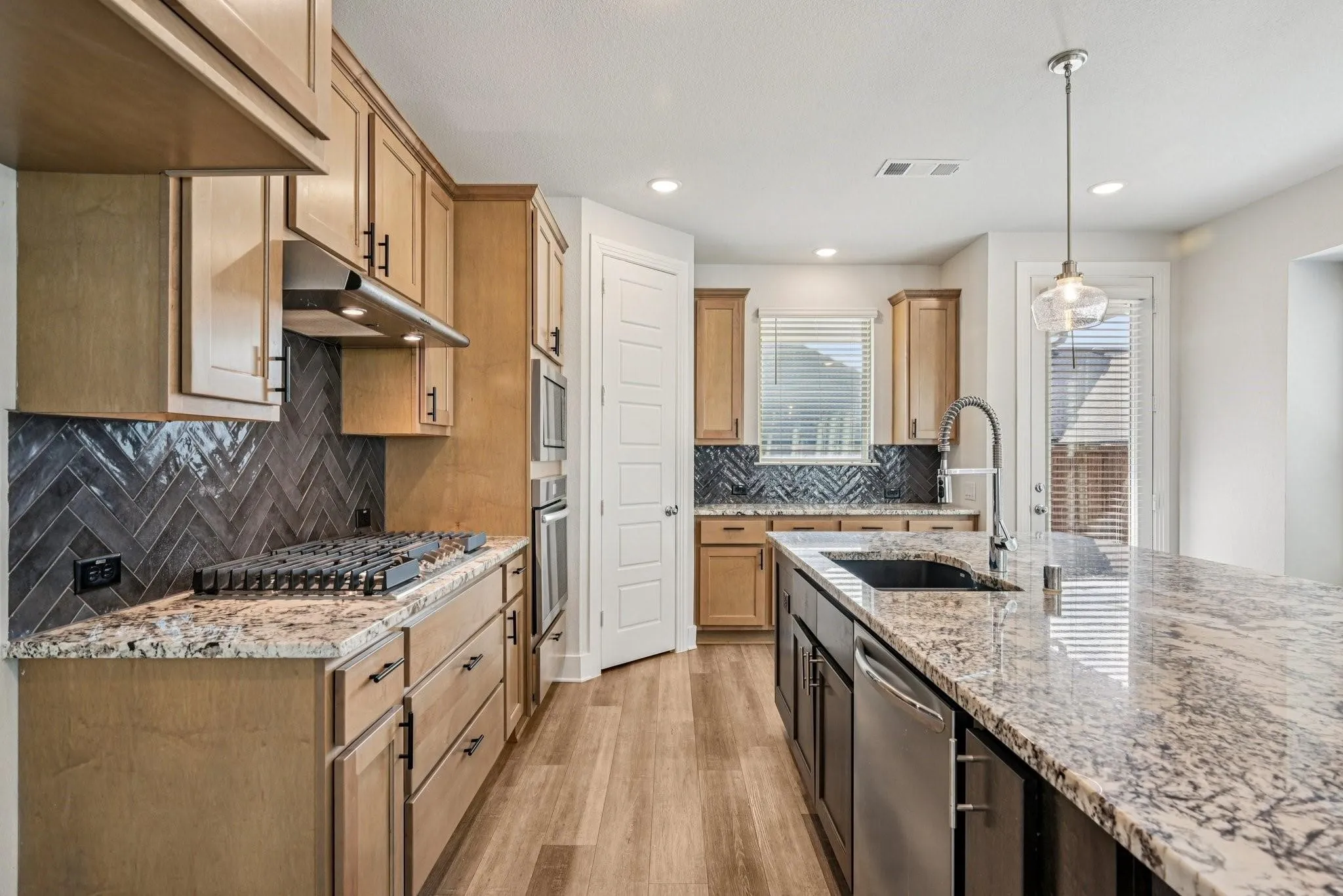 Single Family Residence For Sale in Denton County , 1920 Dappled Grey Avenue, Aubrey, Texas 76227, 5 Bedroom, 3 Bathroom, 2 Garage spaces, 2,648 Sqft, built in 2023, mls#21390904, Real Estate Agent in Aubrey, Homes For Sale in Denton county, Homes For Sale in Aubrey, Realtor in Aubrey Texas, Real Estate Brokerage Independent Realty Texas, Luminita Cordes Realtor