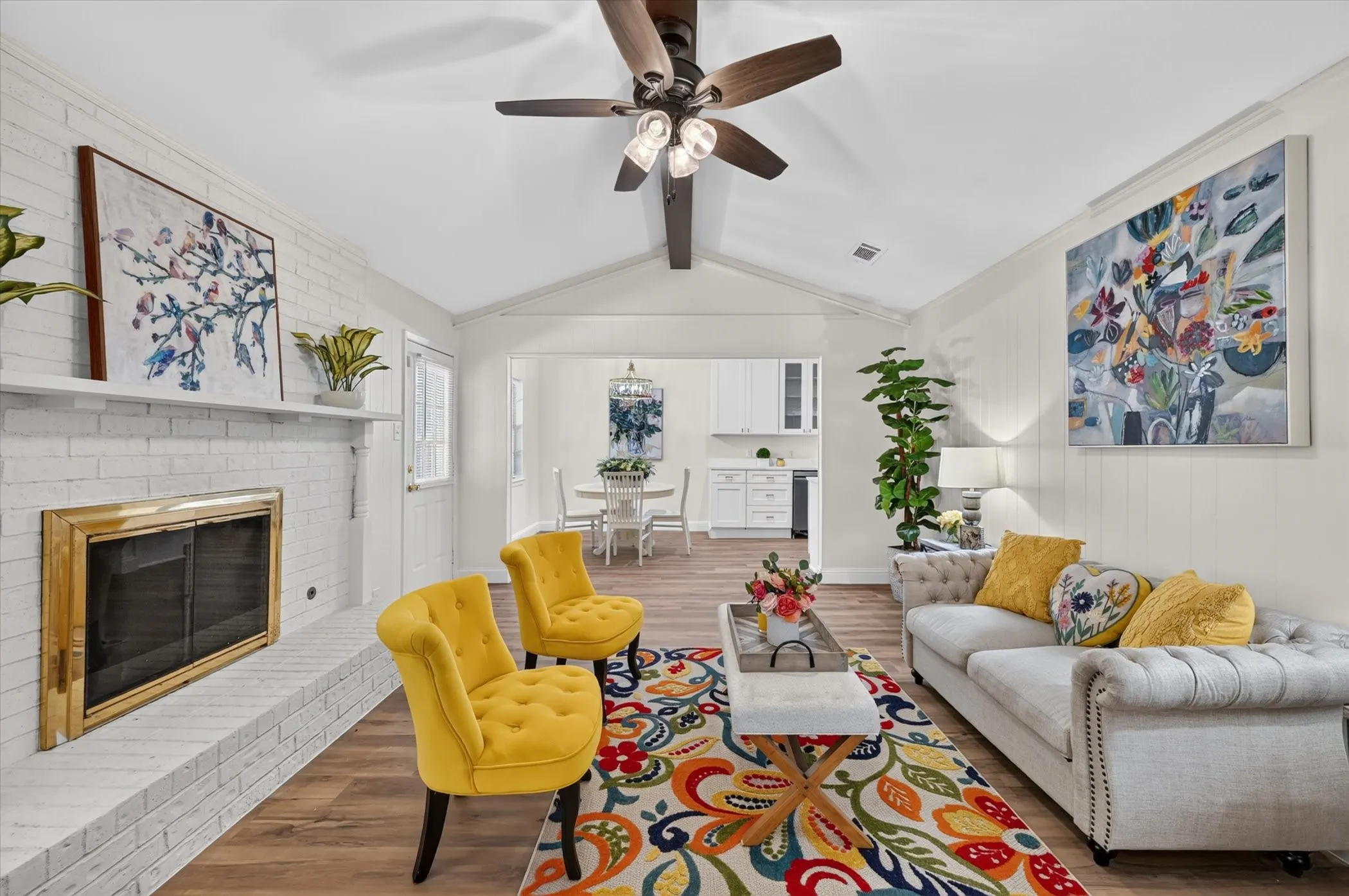Single Family Residence For Sale in Tarrant County , 1904 Briar Meadow Drive, Arlington, Texas 76014, 3 Bedroom, 2 Bathroom, 2 Garage spaces, 1,769 Sqft, built in 1977, mls#21390720, Real Estate Agent in Arlington, Homes For Sale in Tarrant county, Homes For Sale in Arlington, Realtor in Arlington Texas, Real Estate Brokerage Independent Realty Texas, Luminita Cordes Realtor