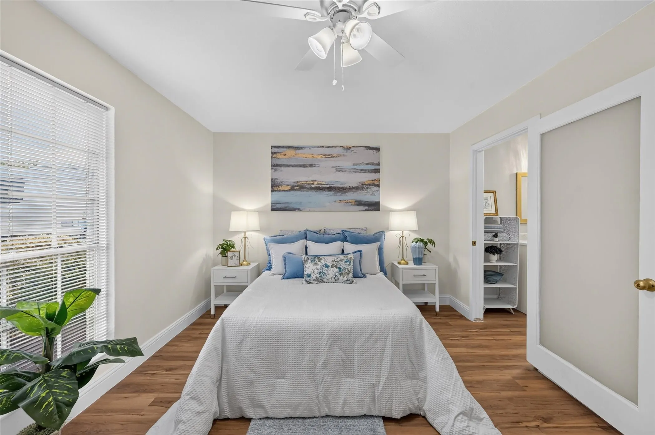 Single Family Residence For Sale in Tarrant County , 1904 Briar Meadow Drive, Arlington, Texas 76014, 3 Bedroom, 2 Bathroom, 2 Garage spaces, 1,769 Sqft, built in 1977, mls#21390720, Real Estate Agent in Arlington, Homes For Sale in Tarrant county, Homes For Sale in Arlington, Realtor in Arlington Texas, Real Estate Brokerage Independent Realty Texas, Luminita Cordes Realtor