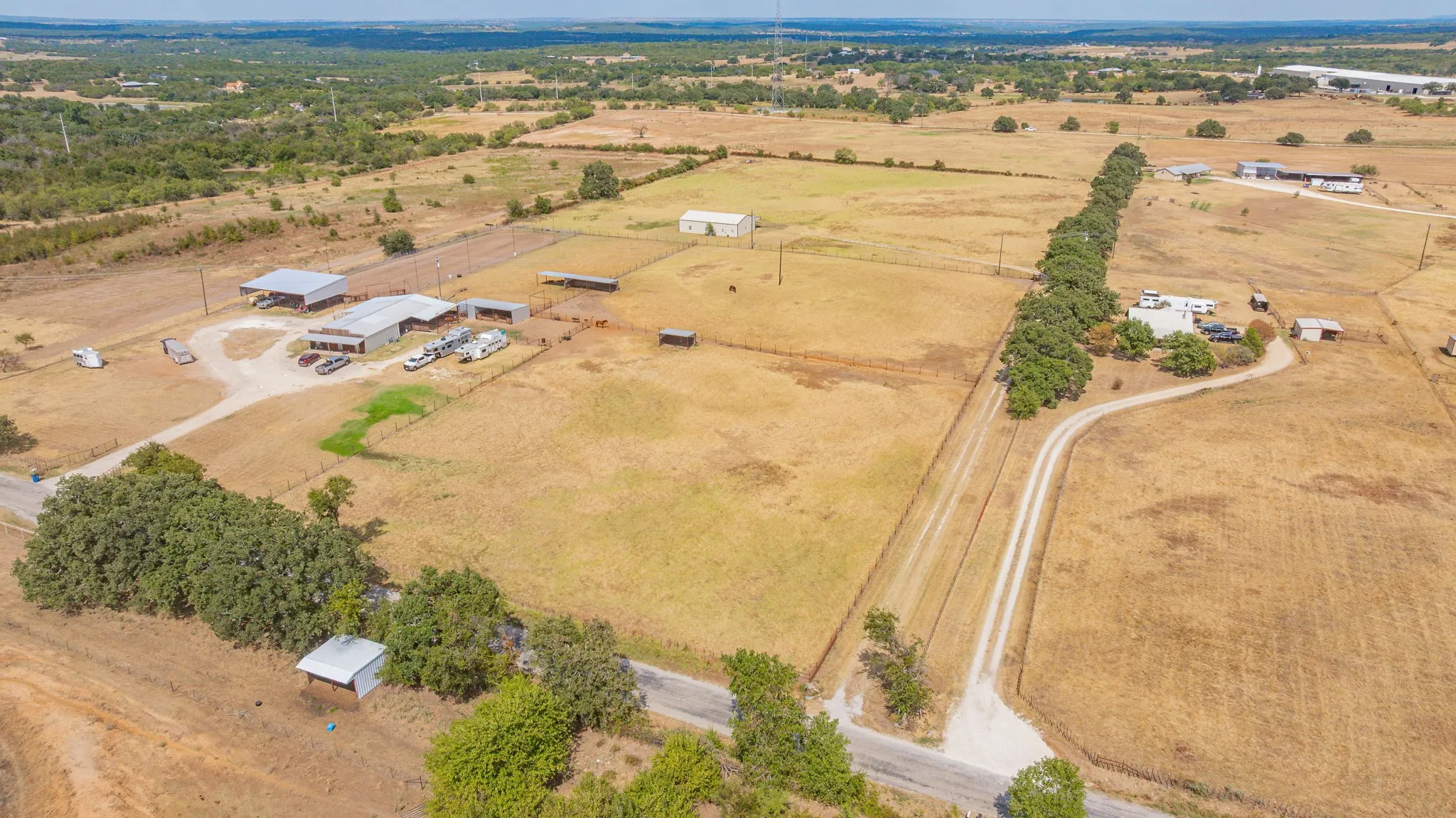 Single Family Residence For Sale in Erath County , 7829 County Road 176, Stephenville, Texas 76401, 2 Bedroom, 1 Bathroom, Garage spaces, 1,340 Sqft, built in 2007, mls#21390934, Real Estate Agent in Stephenville, Homes For Sale in Erath county, Homes For Sale in Stephenville, Realtor in Stephenville Texas, Real Estate Brokerage Independent Realty Texas, Luminita Cordes Realtor