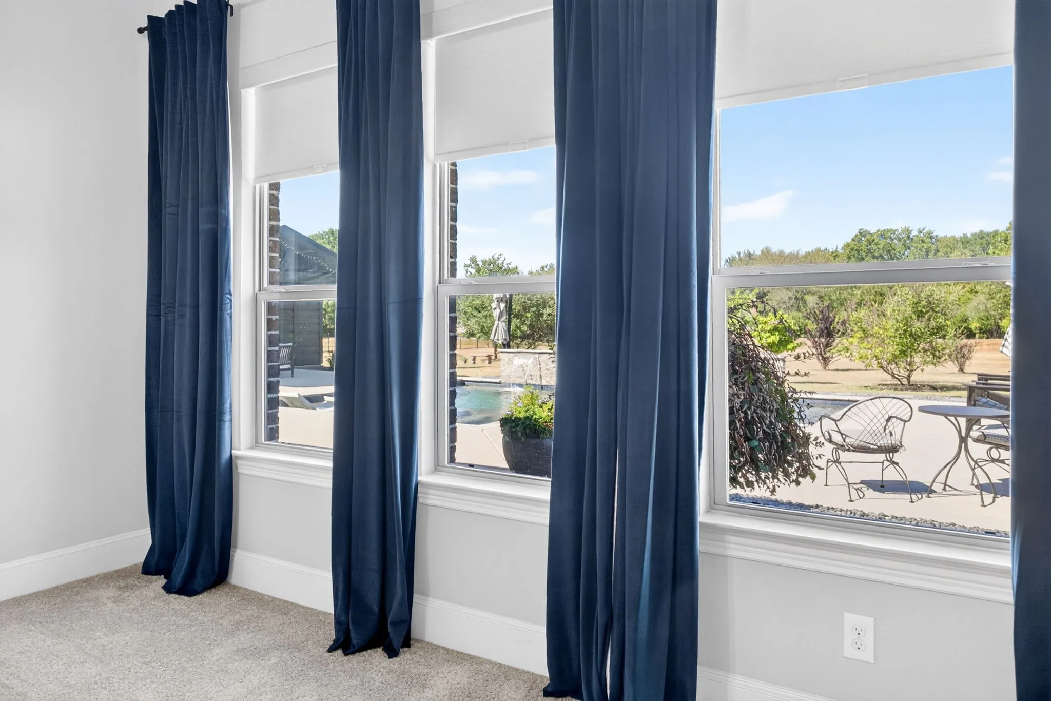Single Family Residence For Sale in Collin County , 2595 Hendrix Avenue W, Lucas, Texas 75002, 3 Bedroom, 3 Bathroom, 3 Garage spaces, 2,950 Sqft, built in 2017, mls#21390197, Real Estate Agent in Lucas, Homes For Sale in Collin county, Homes For Sale in Lucas, Realtor in Lucas Texas, Real Estate Brokerage Independent Realty Texas, Luminita Cordes Realtor