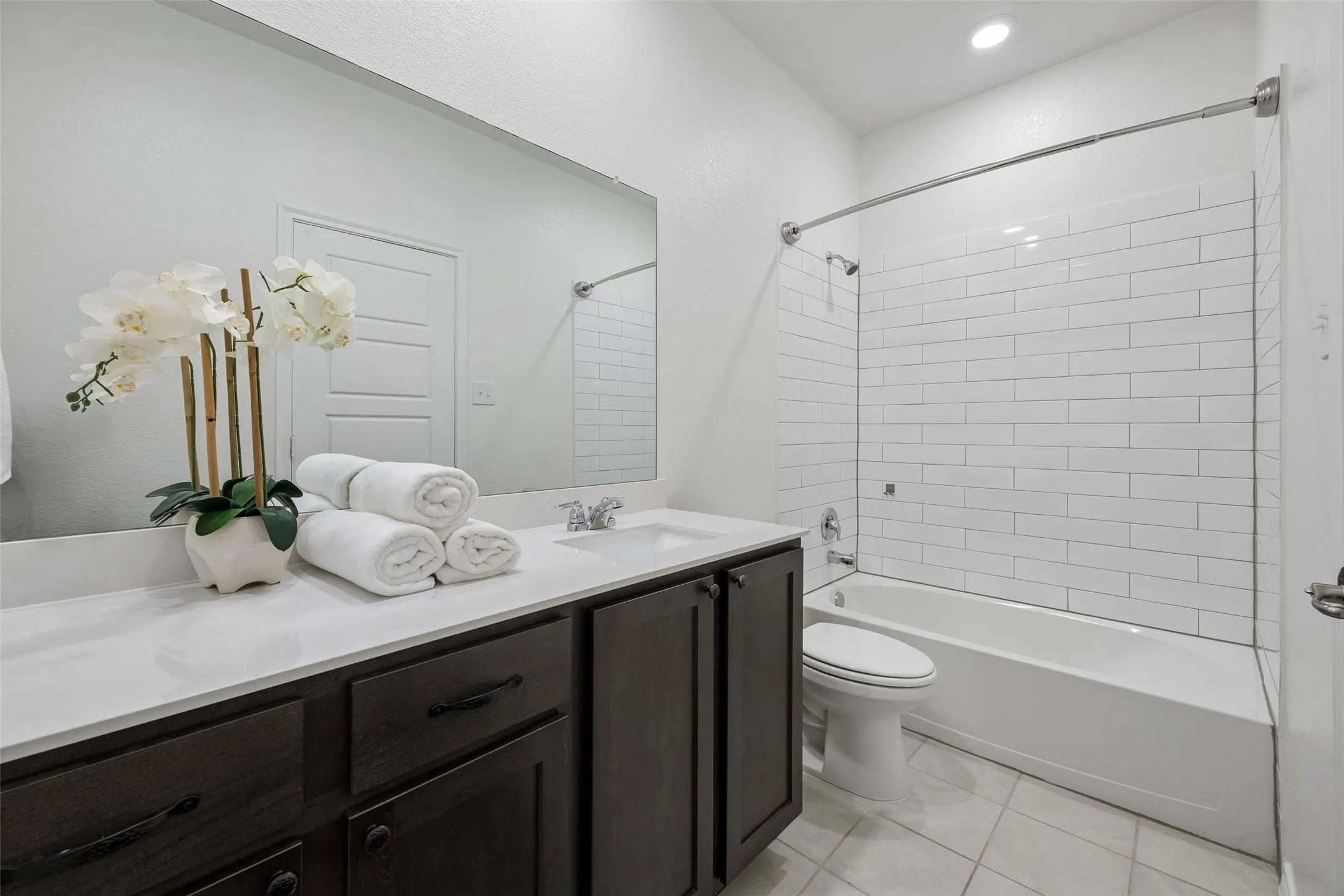 Single Family Residence For Sale in Hunt County , 145 Coyote Trail, Caddo Mills, Texas 75135, 4 Bedroom, 2 Bathroom, 2 Garage spaces, 1,859 Sqft, built in 2021, mls#21388585, Real Estate Agent in Caddo Mills, Homes For Sale in Hunt county, Homes For Sale in Caddo Mills, Realtor in Caddo Mills Texas, Real Estate Brokerage Independent Realty Texas, Luminita Cordes Realtor