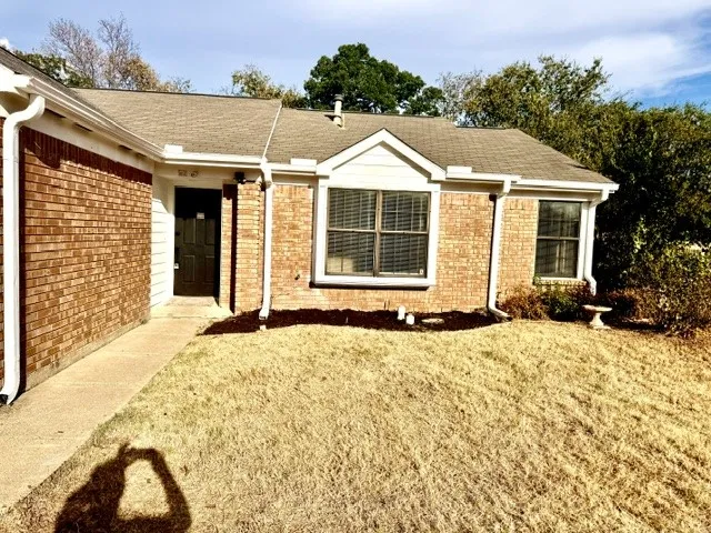 Single Family Residence For Rent in Denton County , 304 Mack Drive, Denton, Texas 76209, 4 Bedroom, 2 Bathroom, Garage spaces, 1,743 Sqft, built in 1986, mls#21390935, Real Estate Agent in Denton, Homes For Rent in Denton county, Homes For Rent in Denton, Realtor in Denton Texas, Real Estate Brokerage Independent Realty Texas, Luminita Cordes Realtor