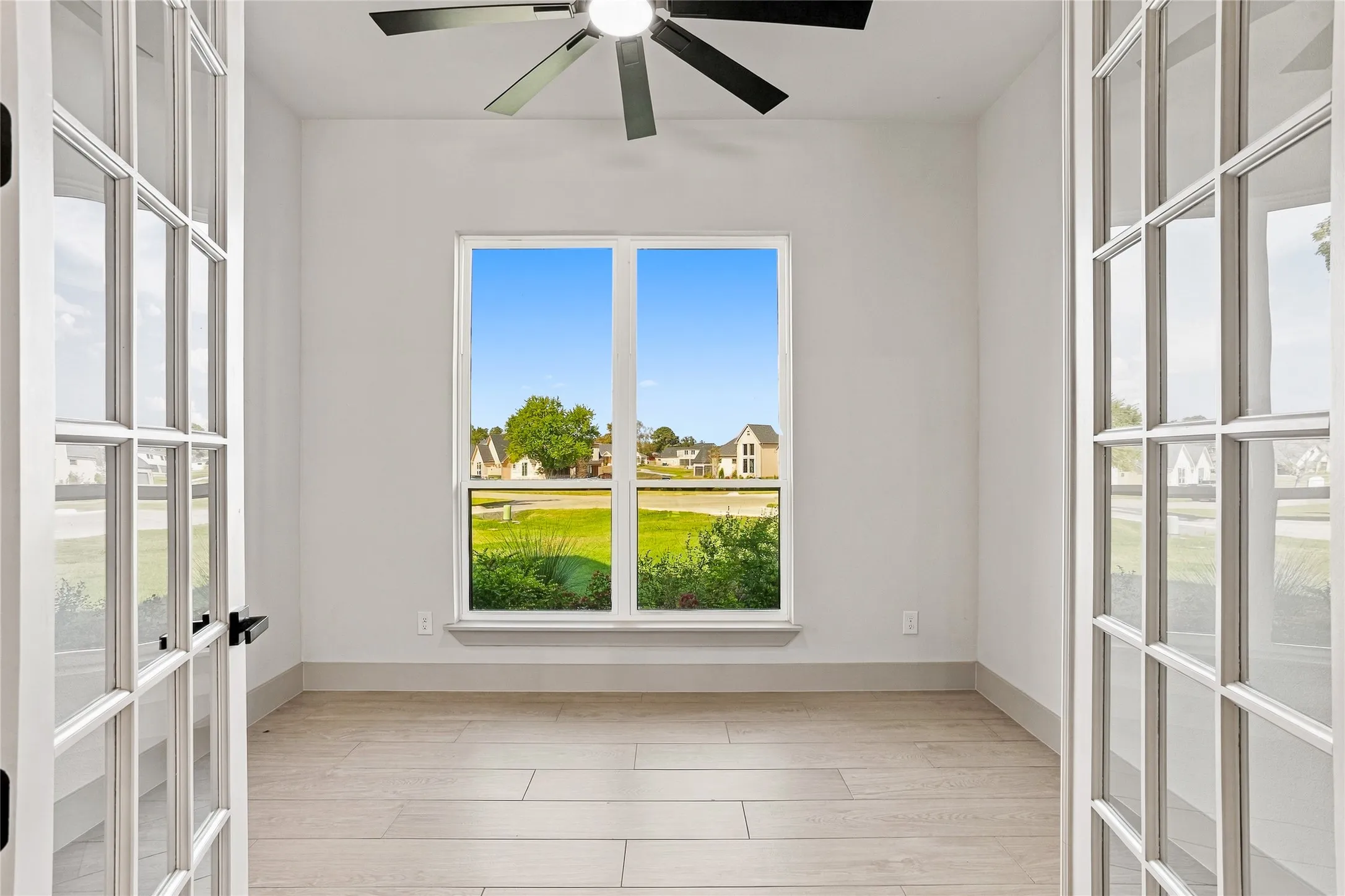 Single Family Residence For Sale in Tarrant County , 5832 Grey Wolf Court, Fort Worth, Texas 76140, 4 Bedroom, 5 Bathroom, 2 Garage spaces, 3,211 Sqft, built in 2026, mls#21388110, Real Estate Agent in Fort Worth, Homes For Sale in Tarrant county, Homes For Sale in Fort Worth, Realtor in Fort Worth Texas, Real Estate Brokerage Independent Realty Texas, Luminita Cordes Realtor