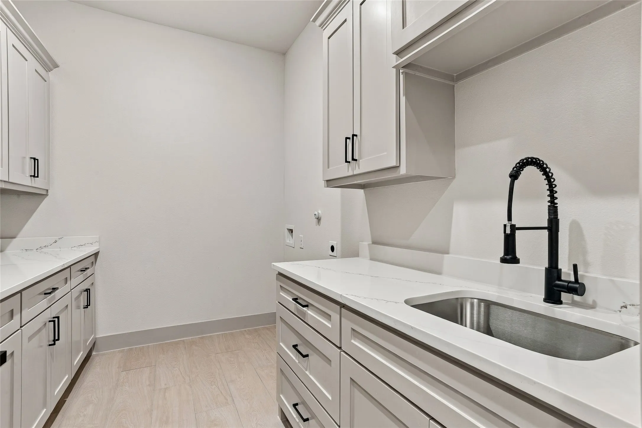 Single Family Residence For Sale in Tarrant County , 5832 Grey Wolf Court, Fort Worth, Texas 76140, 4 Bedroom, 5 Bathroom, 2 Garage spaces, 3,211 Sqft, built in 2026, mls#21388110, Real Estate Agent in Fort Worth, Homes For Sale in Tarrant county, Homes For Sale in Fort Worth, Realtor in Fort Worth Texas, Real Estate Brokerage Independent Realty Texas, Luminita Cordes Realtor