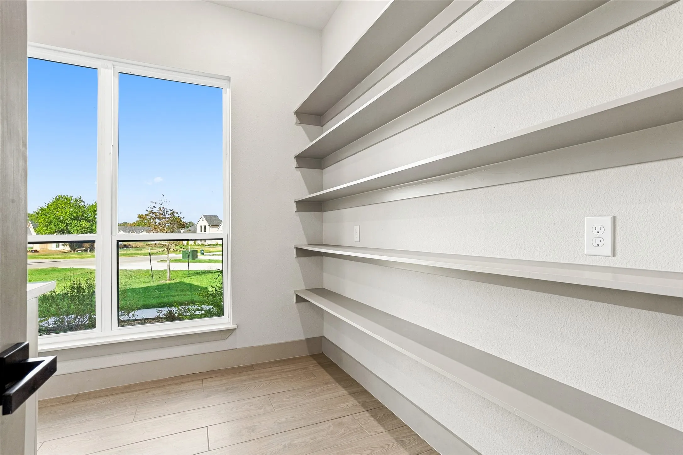 Single Family Residence For Sale in Tarrant County , 5832 Grey Wolf Court, Fort Worth, Texas 76140, 4 Bedroom, 5 Bathroom, 2 Garage spaces, 3,211 Sqft, built in 2026, mls#21388110, Real Estate Agent in Fort Worth, Homes For Sale in Tarrant county, Homes For Sale in Fort Worth, Realtor in Fort Worth Texas, Real Estate Brokerage Independent Realty Texas, Luminita Cordes Realtor