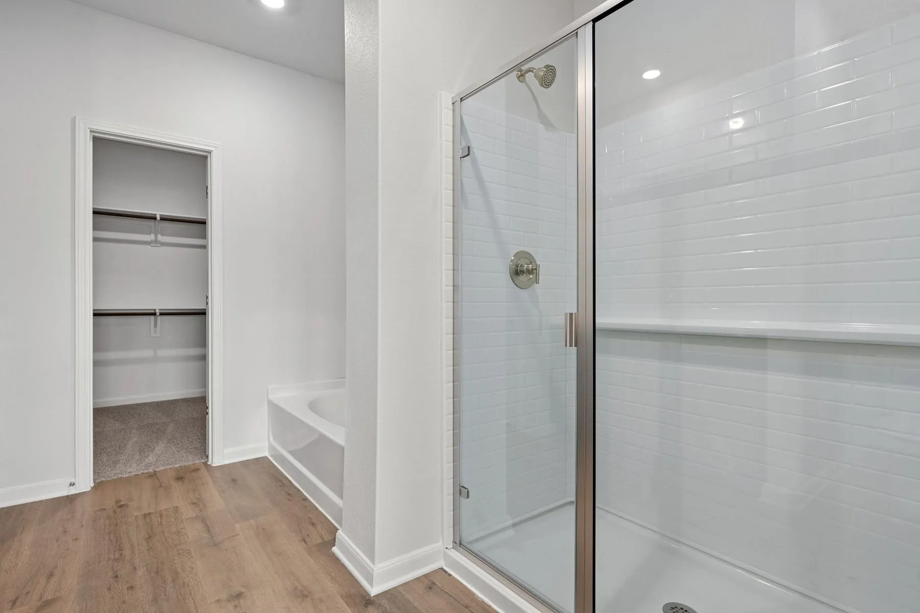 Single Family Residence For Sale in Tarrant County , 9716 Teton Vista Drive, Fort Worth, Texas 76140, 4 Bedroom, 3 Bathroom, 2 Garage spaces, 2,153 Sqft, built in 2022, mls#21390938, Real Estate Agent in Fort Worth, Homes For Sale in Tarrant county, Homes For Sale in Fort Worth, Realtor in Fort Worth Texas, Real Estate Brokerage Independent Realty Texas, Luminita Cordes Realtor