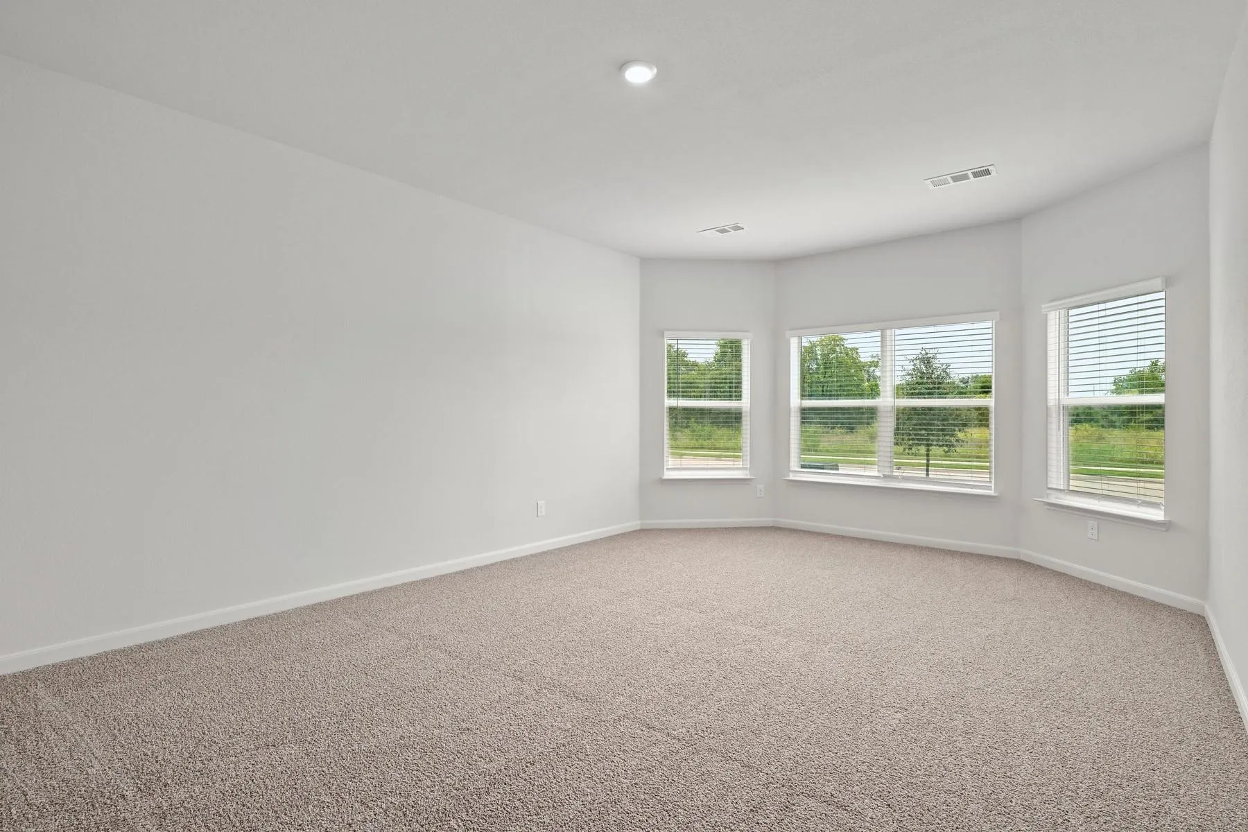 Single Family Residence For Sale in Tarrant County , 9716 Teton Vista Drive, Fort Worth, Texas 76140, 4 Bedroom, 3 Bathroom, 2 Garage spaces, 2,153 Sqft, built in 2022, mls#21390938, Real Estate Agent in Fort Worth, Homes For Sale in Tarrant county, Homes For Sale in Fort Worth, Realtor in Fort Worth Texas, Real Estate Brokerage Independent Realty Texas, Luminita Cordes Realtor