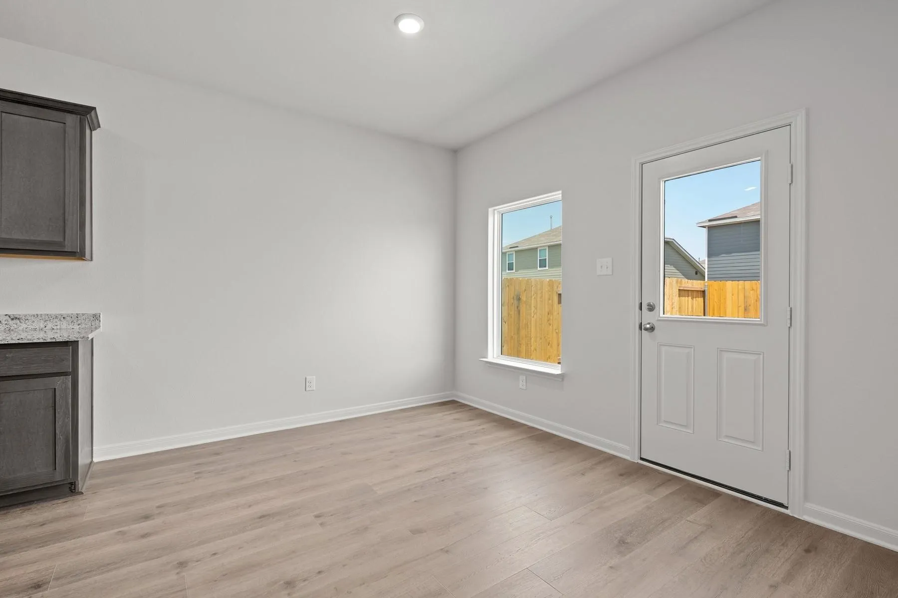 Single Family Residence For Sale in Tarrant County , 9716 Teton Vista Drive, Fort Worth, Texas 76140, 4 Bedroom, 3 Bathroom, 2 Garage spaces, 2,153 Sqft, built in 2022, mls#21390938, Real Estate Agent in Fort Worth, Homes For Sale in Tarrant county, Homes For Sale in Fort Worth, Realtor in Fort Worth Texas, Real Estate Brokerage Independent Realty Texas, Luminita Cordes Realtor