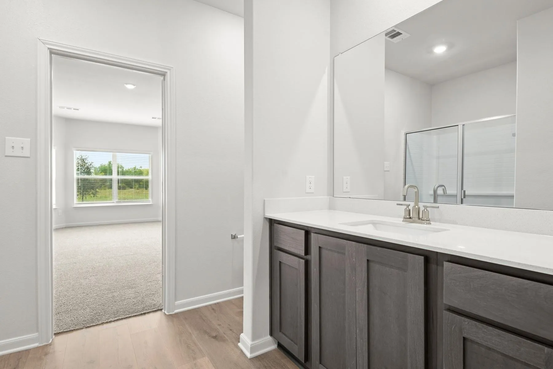 Single Family Residence For Sale in Tarrant County , 9716 Teton Vista Drive, Fort Worth, Texas 76140, 4 Bedroom, 3 Bathroom, 2 Garage spaces, 2,153 Sqft, built in 2022, mls#21390938, Real Estate Agent in Fort Worth, Homes For Sale in Tarrant county, Homes For Sale in Fort Worth, Realtor in Fort Worth Texas, Real Estate Brokerage Independent Realty Texas, Luminita Cordes Realtor