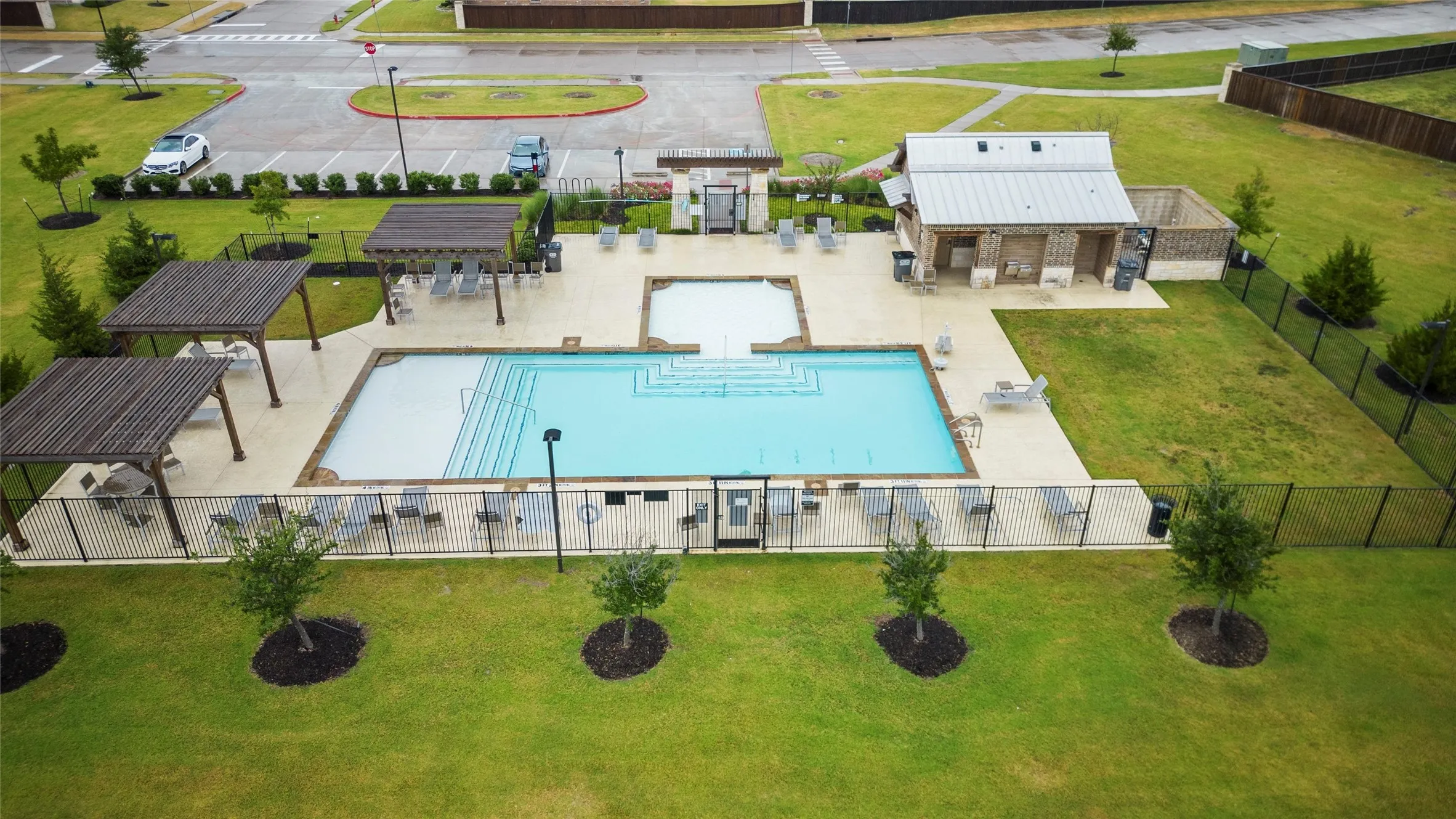 Single Family Residence For Sale in Kaufman County , 400 Acadia Lane, Forney, Texas 75126, 4 Bedroom, 2 Bathroom, 2 Garage spaces, 2,137 Sqft, built in 2016, mls#21390929, Real Estate Agent in Forney, Homes For Sale in Kaufman county, Homes For Sale in Forney, Realtor in Forney Texas, Real Estate Brokerage Independent Realty Texas, Luminita Cordes Realtor