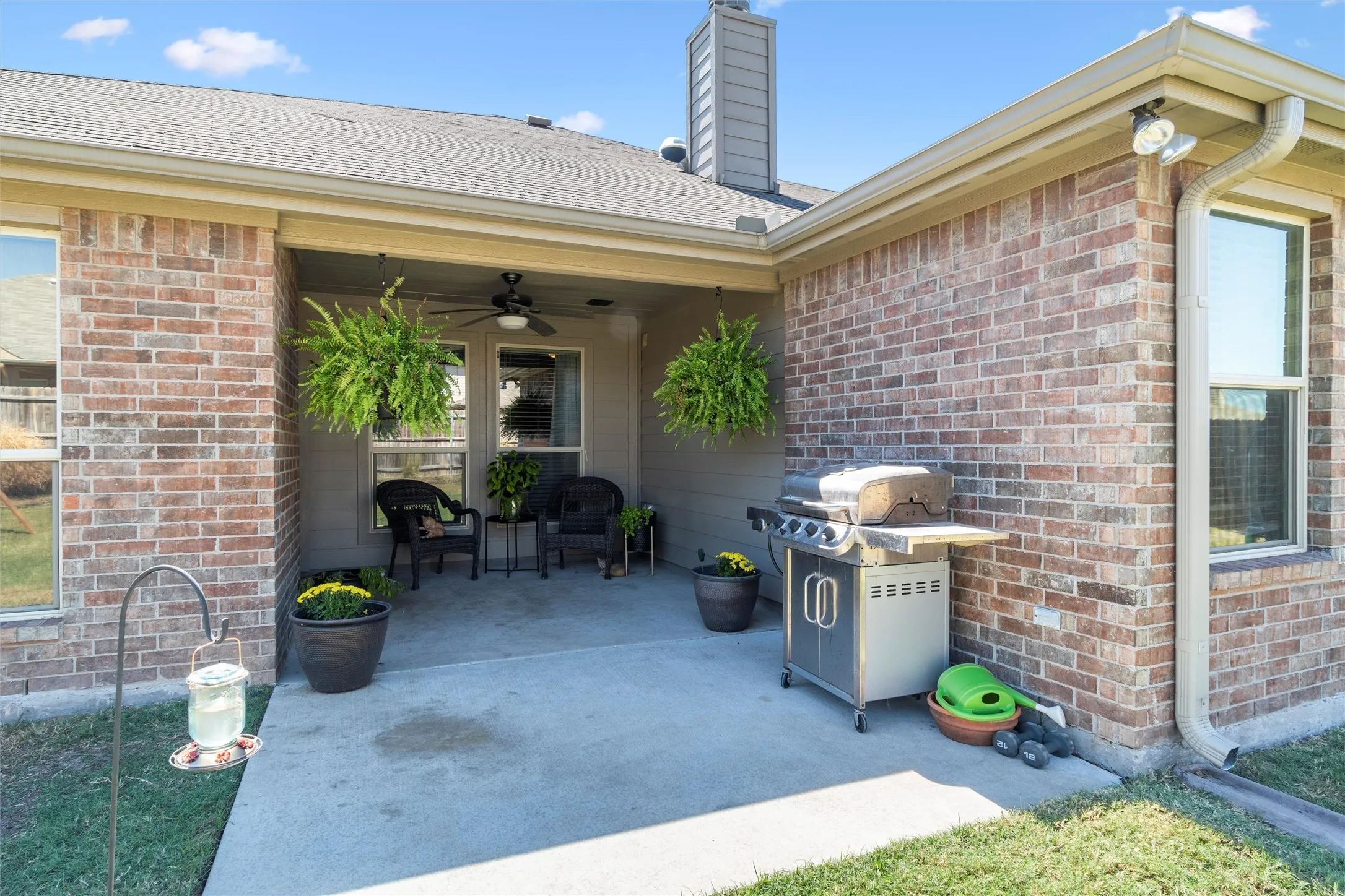 Single Family Residence For Sale in Kaufman County , 400 Acadia Lane, Forney, Texas 75126, 4 Bedroom, 2 Bathroom, 2 Garage spaces, 2,137 Sqft, built in 2016, mls#21390929, Real Estate Agent in Forney, Homes For Sale in Kaufman county, Homes For Sale in Forney, Realtor in Forney Texas, Real Estate Brokerage Independent Realty Texas, Luminita Cordes Realtor