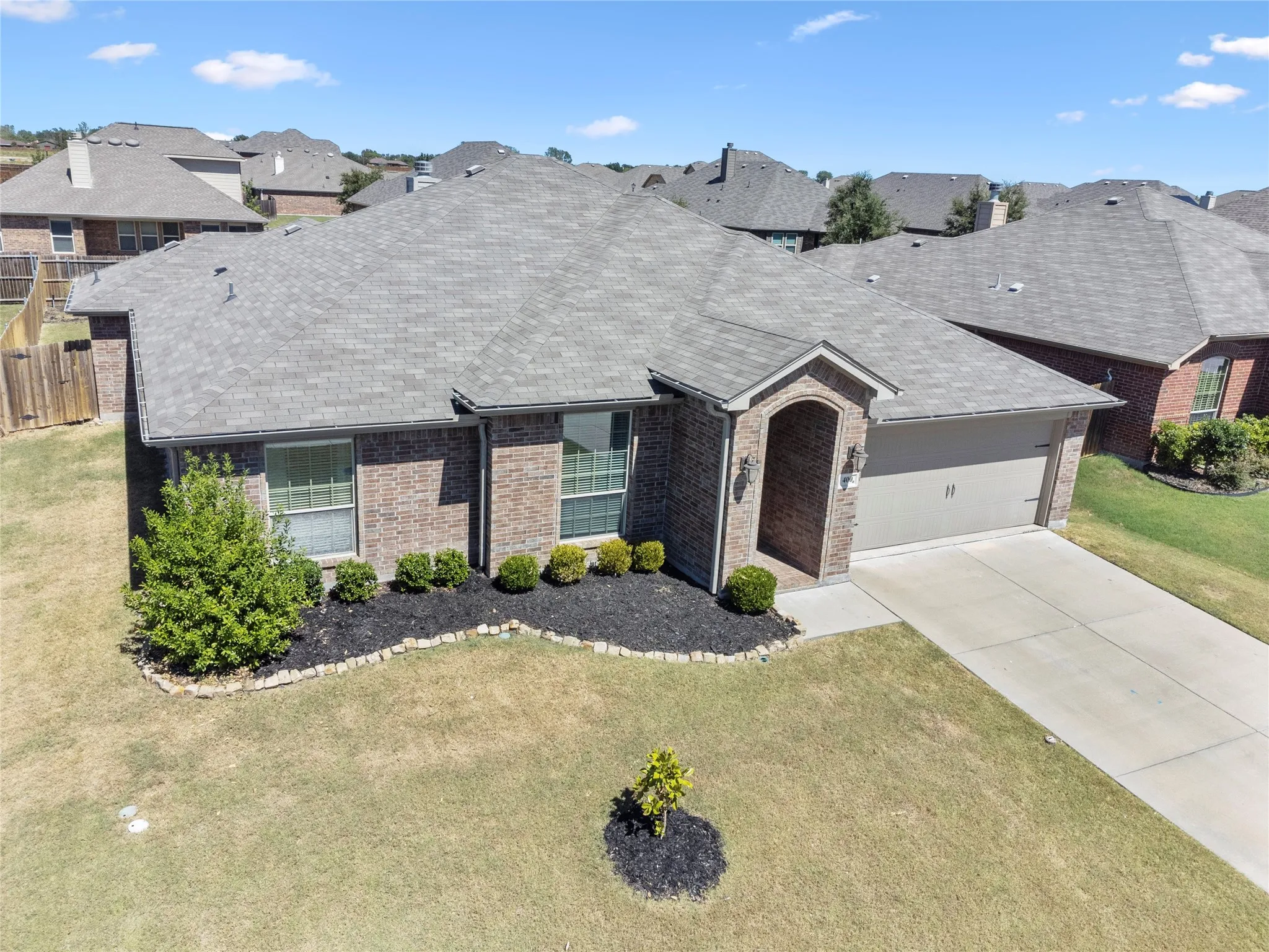 Single Family Residence For Sale in Kaufman County , 400 Acadia Lane, Forney, Texas 75126, 4 Bedroom, 2 Bathroom, 2 Garage spaces, 2,137 Sqft, built in 2016, mls#21390929, Real Estate Agent in Forney, Homes For Sale in Kaufman county, Homes For Sale in Forney, Realtor in Forney Texas, Real Estate Brokerage Independent Realty Texas, Luminita Cordes Realtor