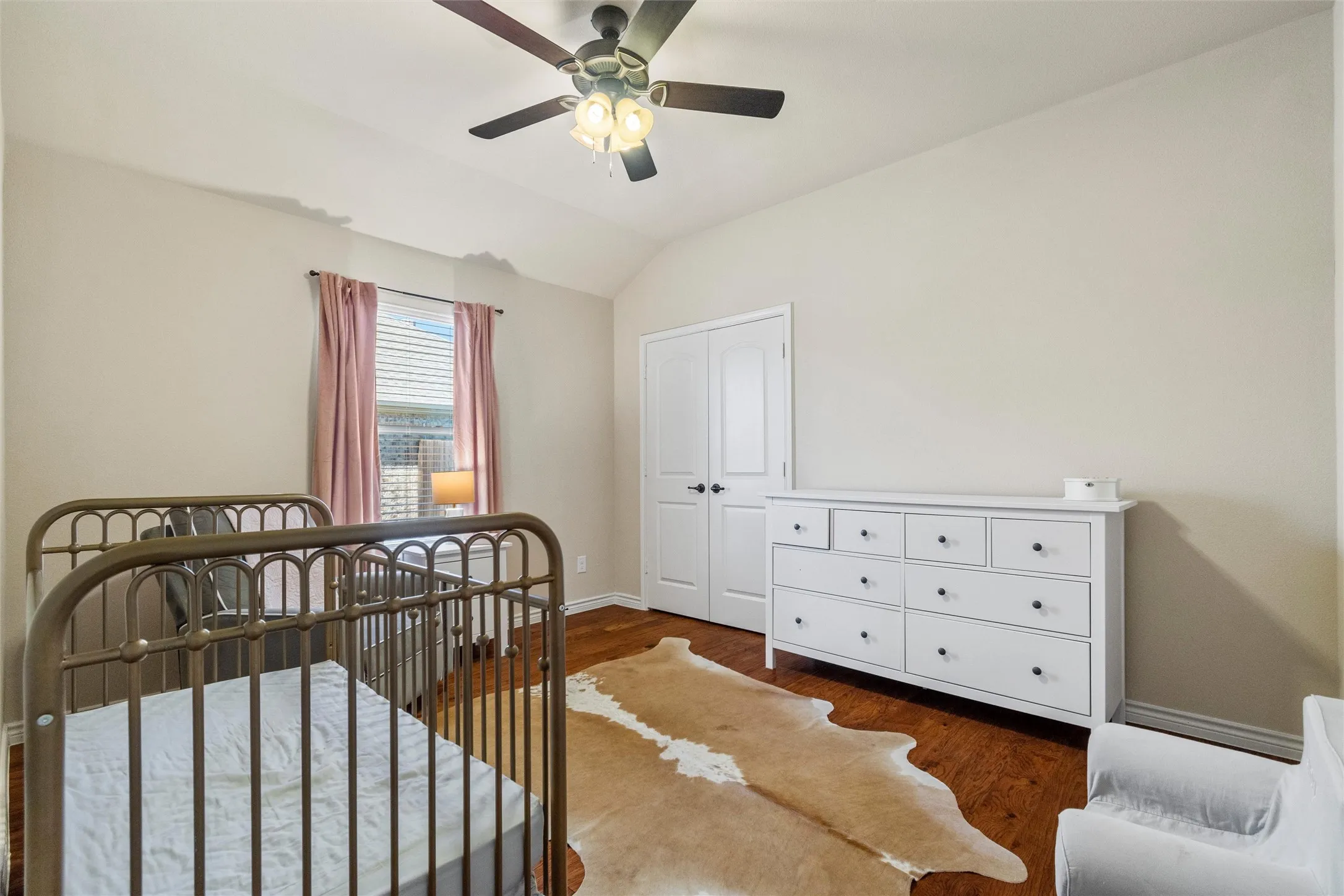 Single Family Residence For Sale in Kaufman County , 400 Acadia Lane, Forney, Texas 75126, 4 Bedroom, 2 Bathroom, 2 Garage spaces, 2,137 Sqft, built in 2016, mls#21390929, Real Estate Agent in Forney, Homes For Sale in Kaufman county, Homes For Sale in Forney, Realtor in Forney Texas, Real Estate Brokerage Independent Realty Texas, Luminita Cordes Realtor