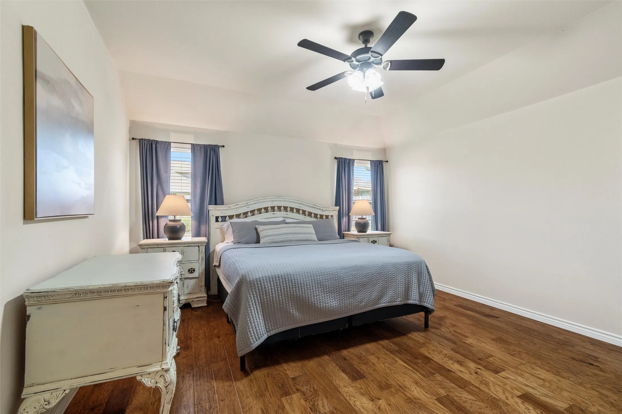Single Family Residence For Sale in Kaufman County , 400 Acadia Lane, Forney, Texas 75126, 4 Bedroom, 2 Bathroom, 2 Garage spaces, 2,137 Sqft, built in 2016, mls#21390929, Real Estate Agent in Forney, Homes For Sale in Kaufman county, Homes For Sale in Forney, Realtor in Forney Texas, Real Estate Brokerage Independent Realty Texas, Luminita Cordes Realtor
