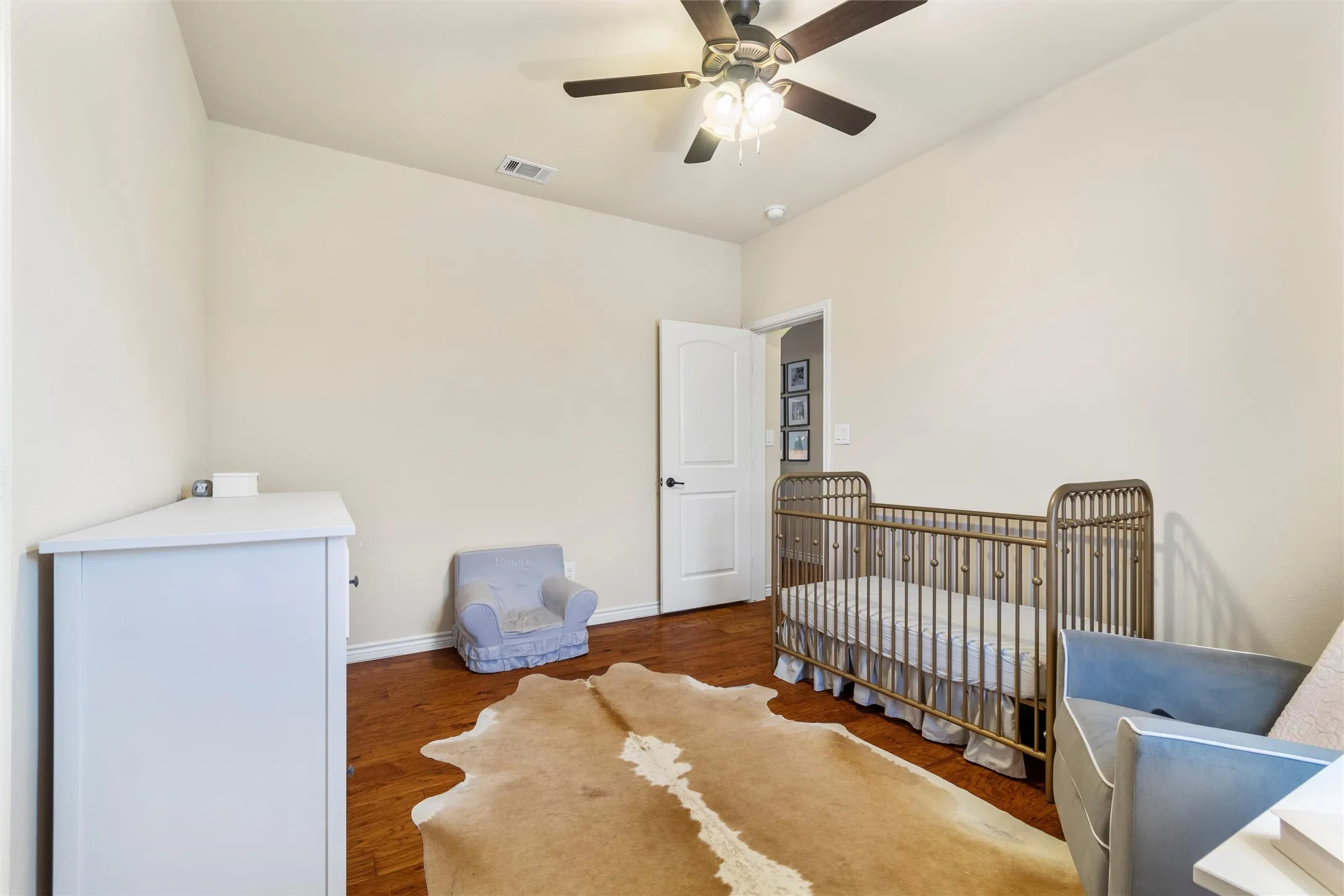 Single Family Residence For Sale in Kaufman County , 400 Acadia Lane, Forney, Texas 75126, 4 Bedroom, 2 Bathroom, 2 Garage spaces, 2,137 Sqft, built in 2016, mls#21390929, Real Estate Agent in Forney, Homes For Sale in Kaufman county, Homes For Sale in Forney, Realtor in Forney Texas, Real Estate Brokerage Independent Realty Texas, Luminita Cordes Realtor
