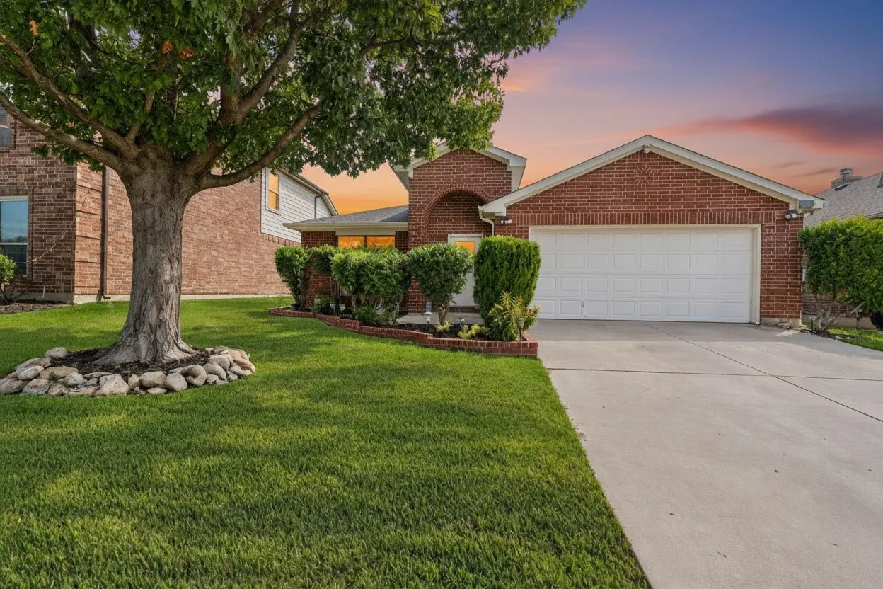 Single Family Residence For Sale