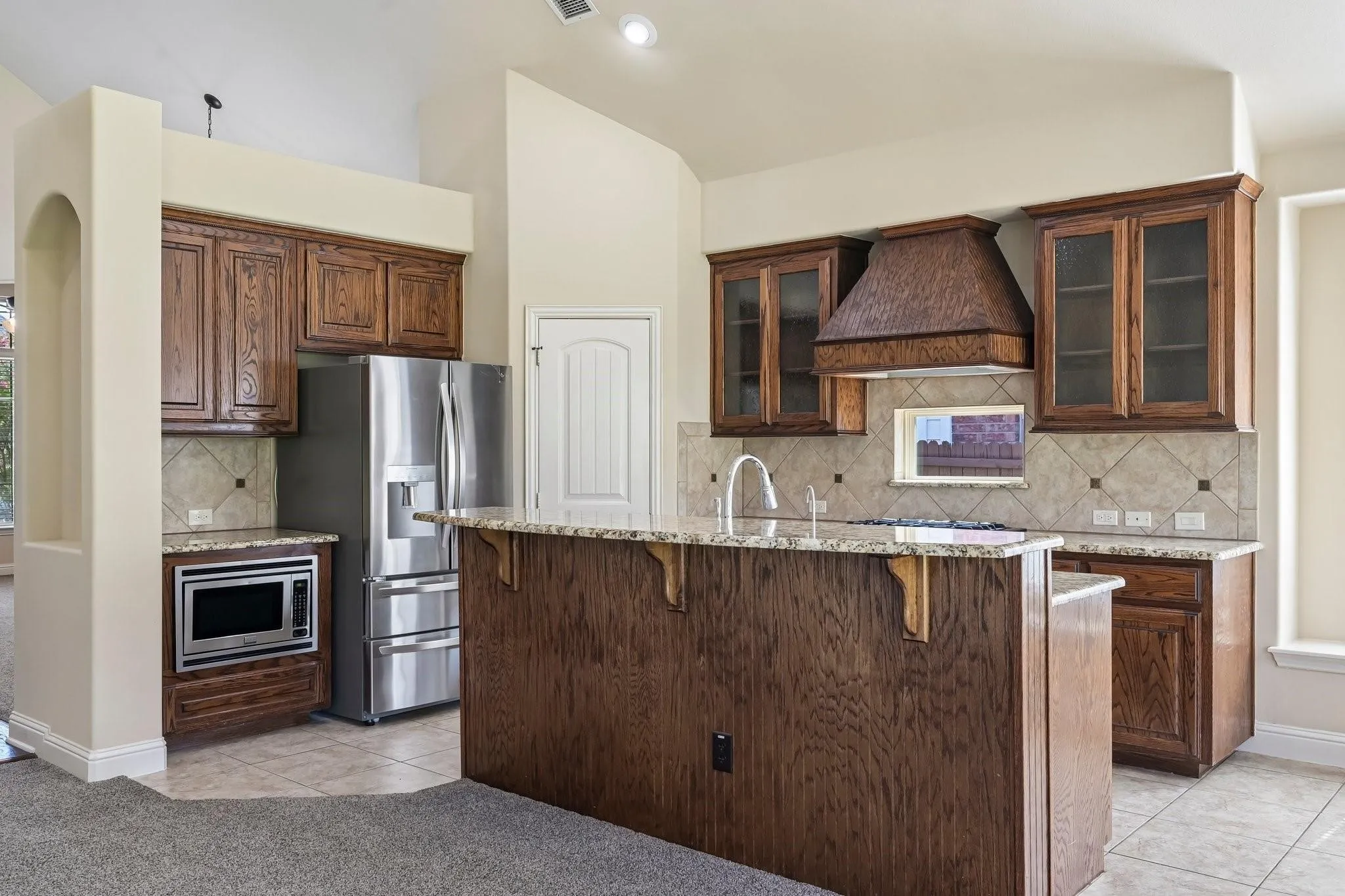 Single Family Residence For Sale in Denton County , 15221 Mount Evans Drive, Little Elm, Texas 75068, 4 Bedroom, 3 Bathroom, 2 Garage spaces, 2,598 Sqft, built in 2011, mls#21390939, Real Estate Agent in Little Elm, Homes For Sale in Denton county, Homes For Sale in Little Elm, Realtor in Little Elm Texas, Real Estate Brokerage Independent Realty Texas, Luminita Cordes Realtor