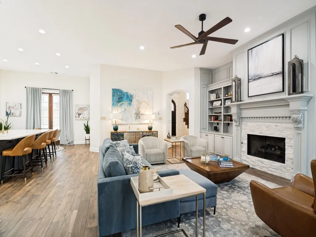 Living area is open to the kitchen and breakfast area