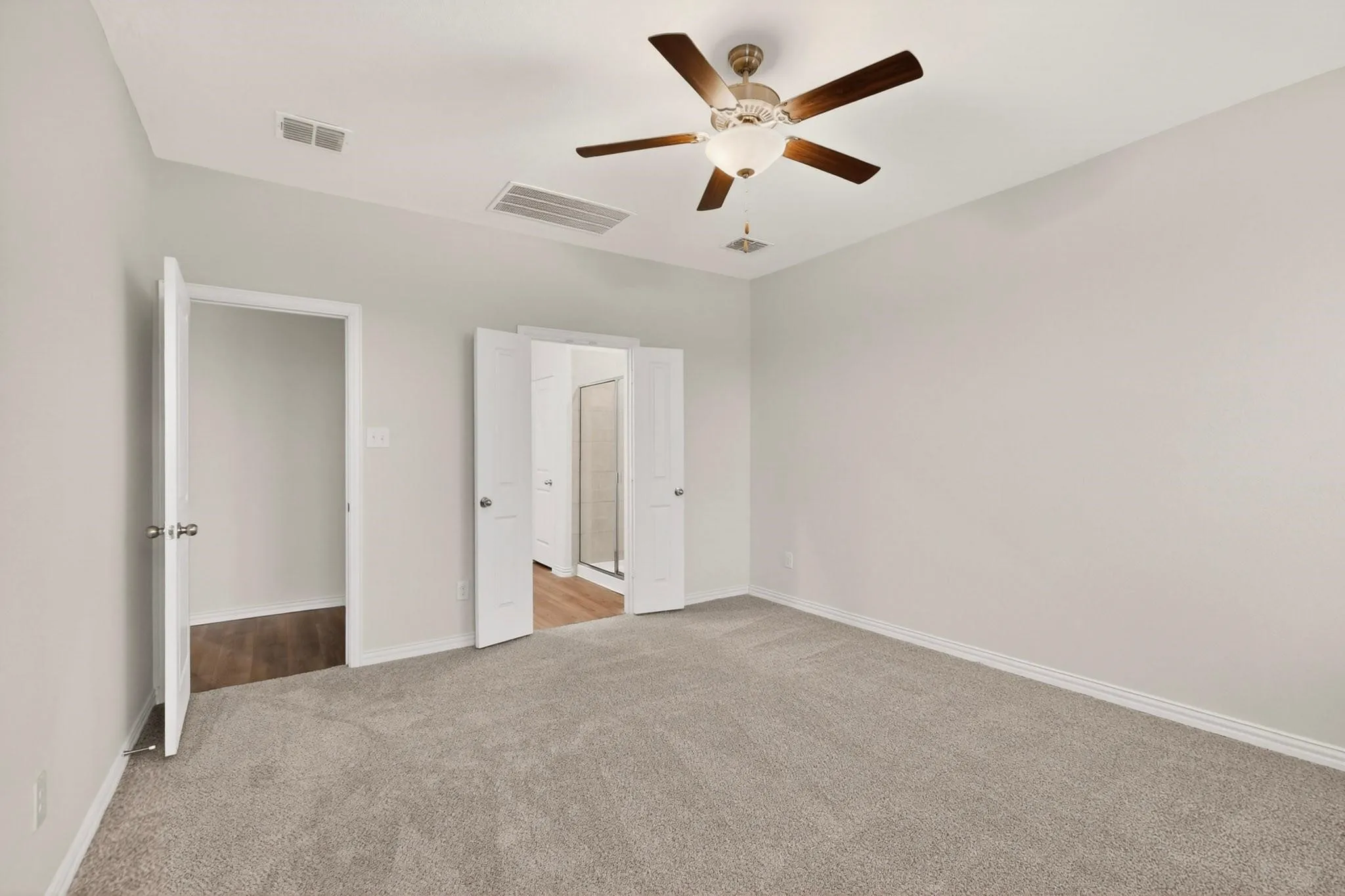 Single Family Residence For Sale in Denton County , 3321 Riverside Drive, Aubrey, Texas 76227, 3 Bedroom, 2 Bathroom, 2 Garage spaces, 1,606 Sqft, built in 2020, mls#21390952, Real Estate Agent in Aubrey, Homes For Sale in Denton county, Homes For Sale in Aubrey, Realtor in Aubrey Texas, Real Estate Brokerage Independent Realty Texas, Luminita Cordes Realtor