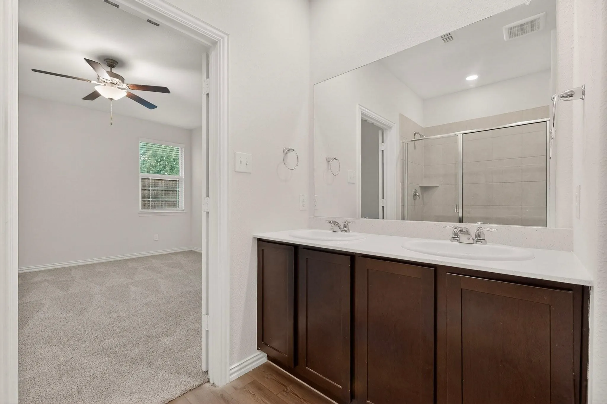 Single Family Residence For Sale in Denton County , 3321 Riverside Drive, Aubrey, Texas 76227, 3 Bedroom, 2 Bathroom, 2 Garage spaces, 1,606 Sqft, built in 2020, mls#21390952, Real Estate Agent in Aubrey, Homes For Sale in Denton county, Homes For Sale in Aubrey, Realtor in Aubrey Texas, Real Estate Brokerage Independent Realty Texas, Luminita Cordes Realtor
