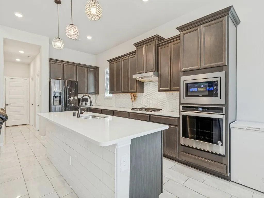 Single Family Residence For Rent in Kaufman County , 1267 Binfield Drive, Forney, Texas 75126, 4 Bedroom, 4 Bathroom, 2 Garage spaces, 2,476 Sqft, built in 2022, mls#21390955, Real Estate Agent in Forney, Homes For Rent in Kaufman county, Homes For Rent in Forney, Realtor in Forney Texas, Real Estate Brokerage Independent Realty Texas, Luminita Cordes Realtor